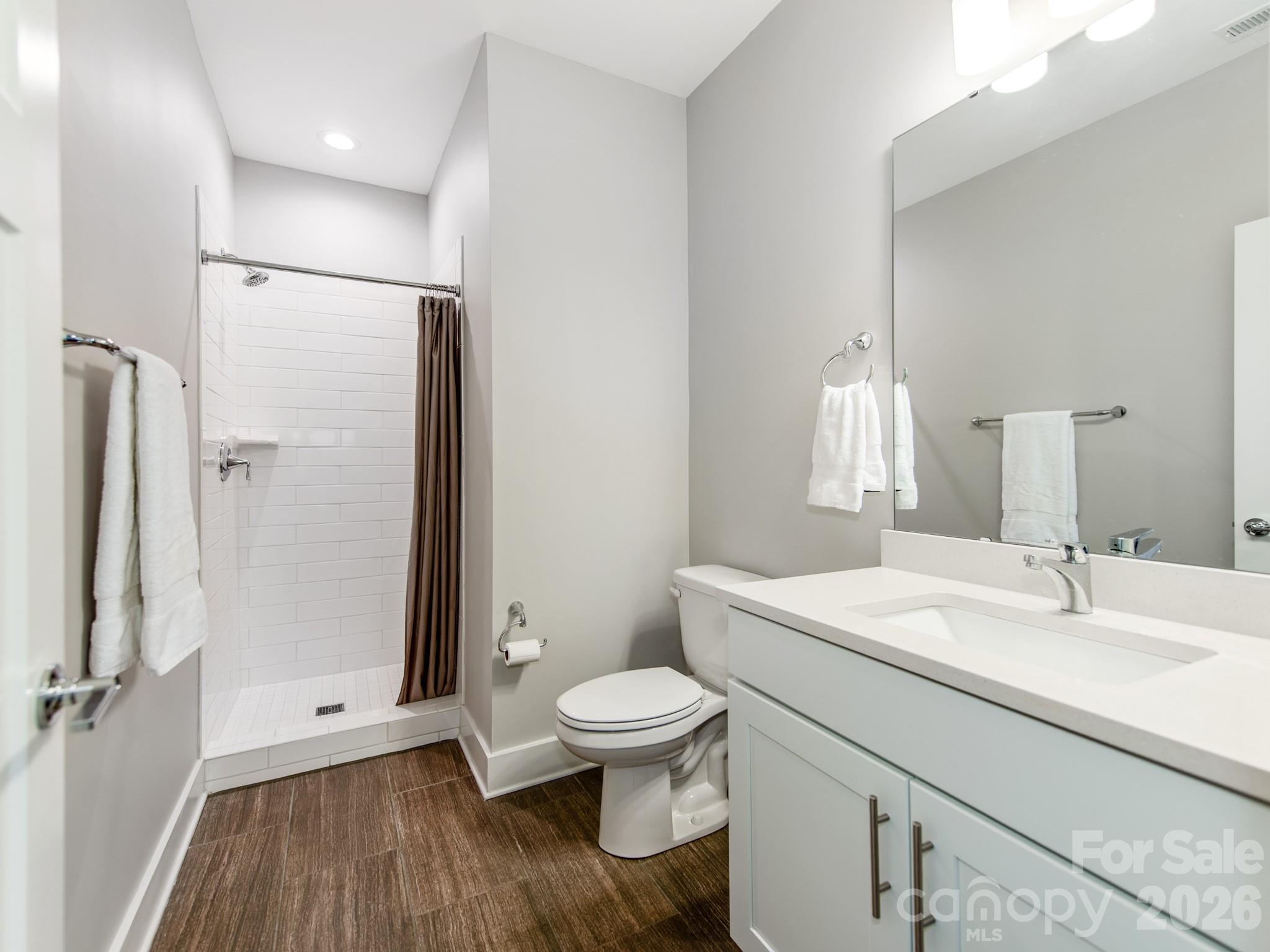 436 Southend Crossing Lane — Charlotte