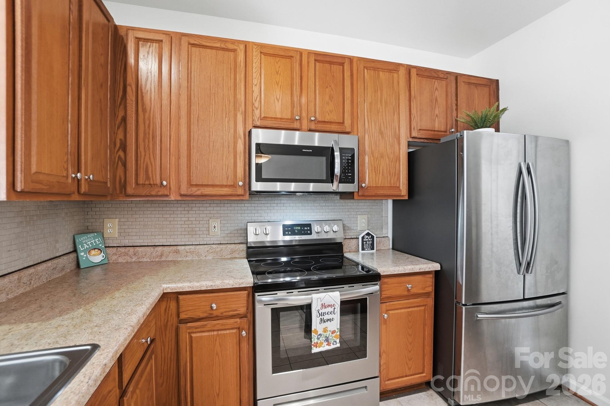 8422 Chaceview Court — Charlotte
