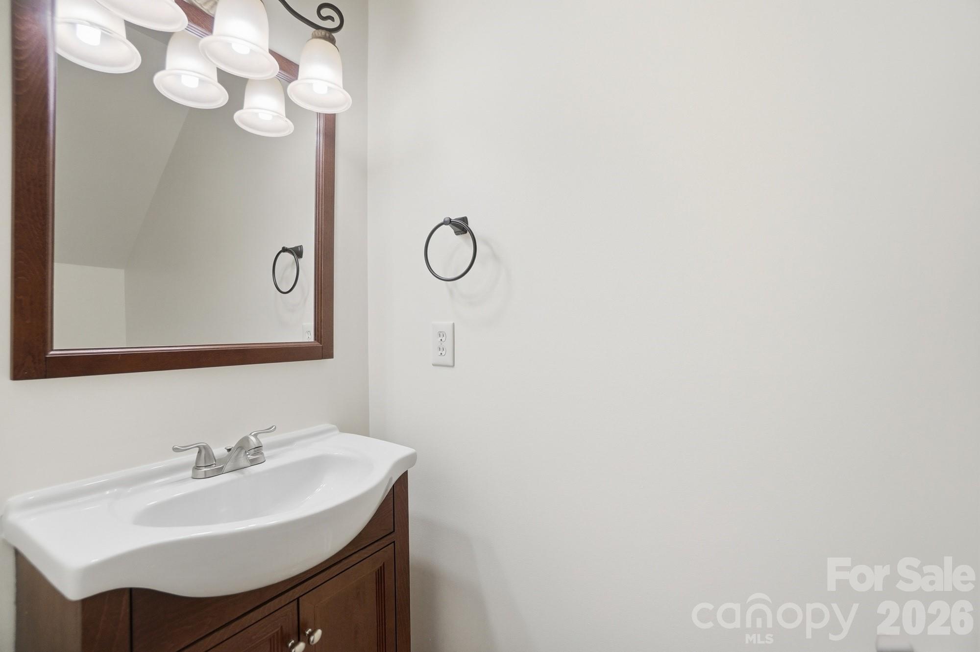 8422 Chaceview Court — Charlotte