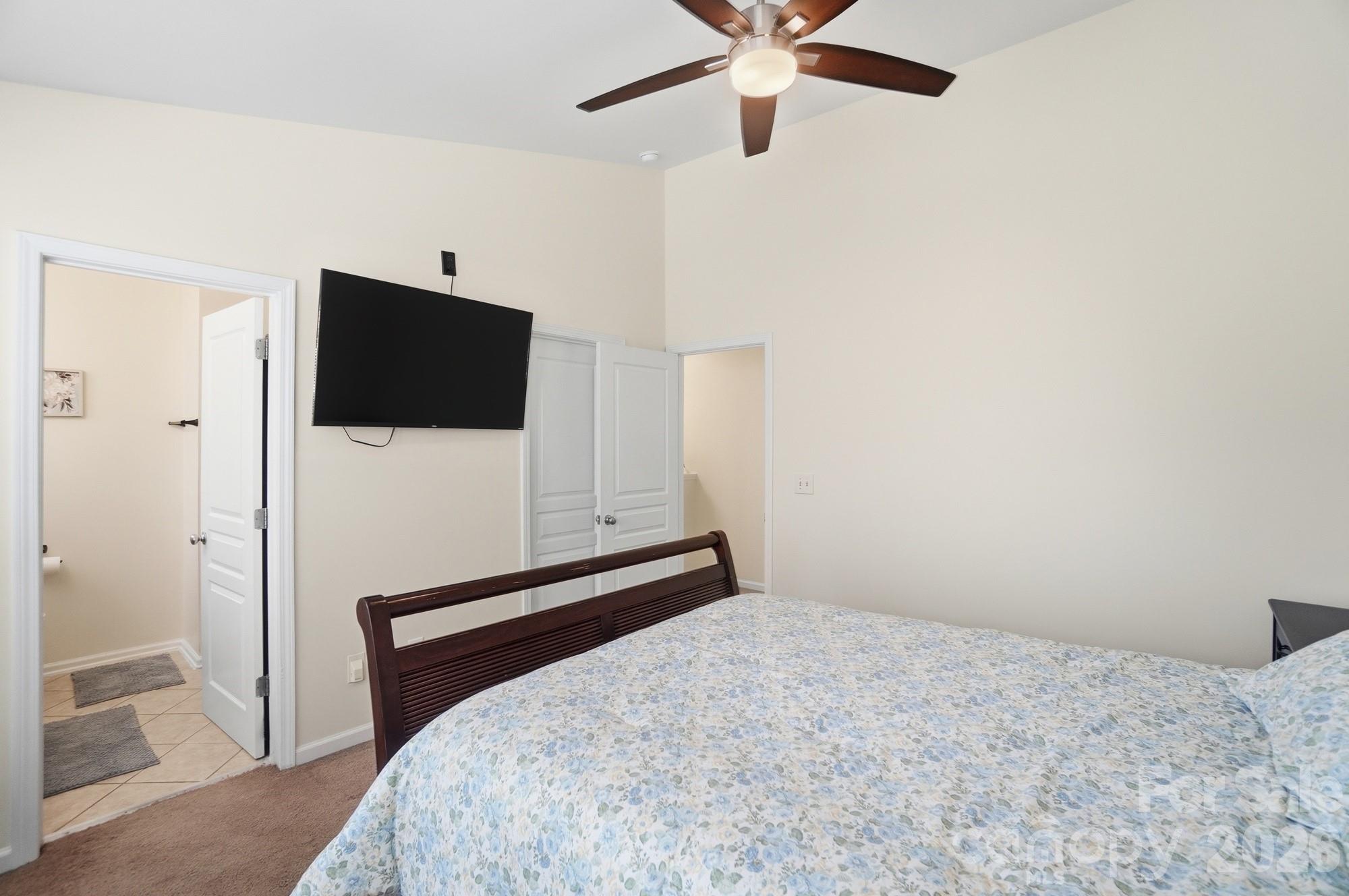 8422 Chaceview Court — Charlotte