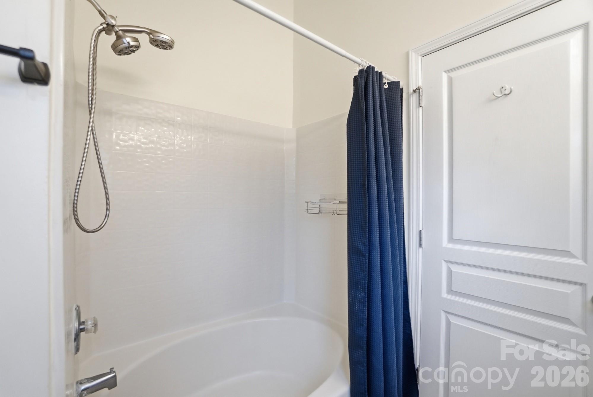 8422 Chaceview Court — Charlotte