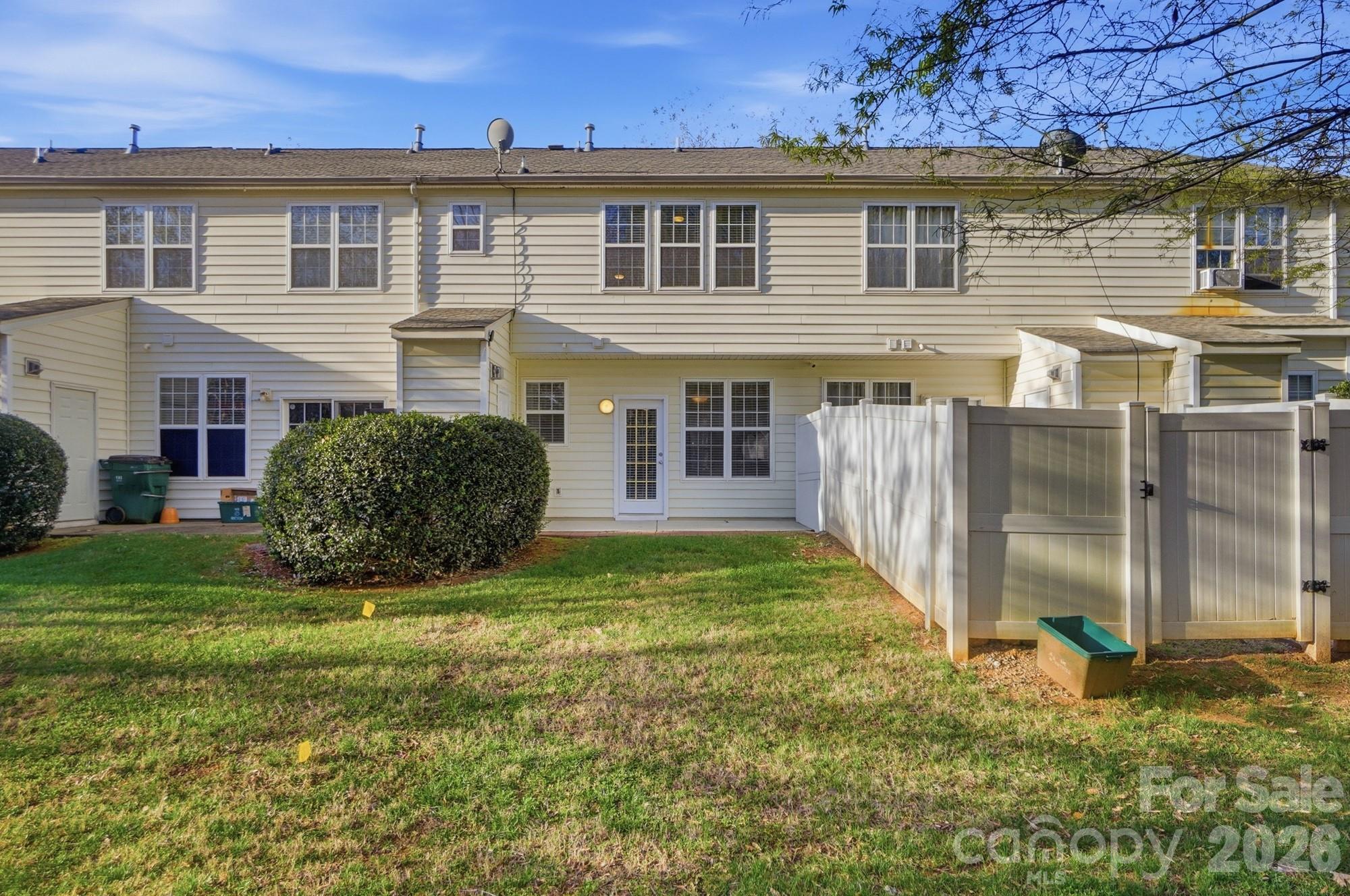 8422 Chaceview Court — Charlotte