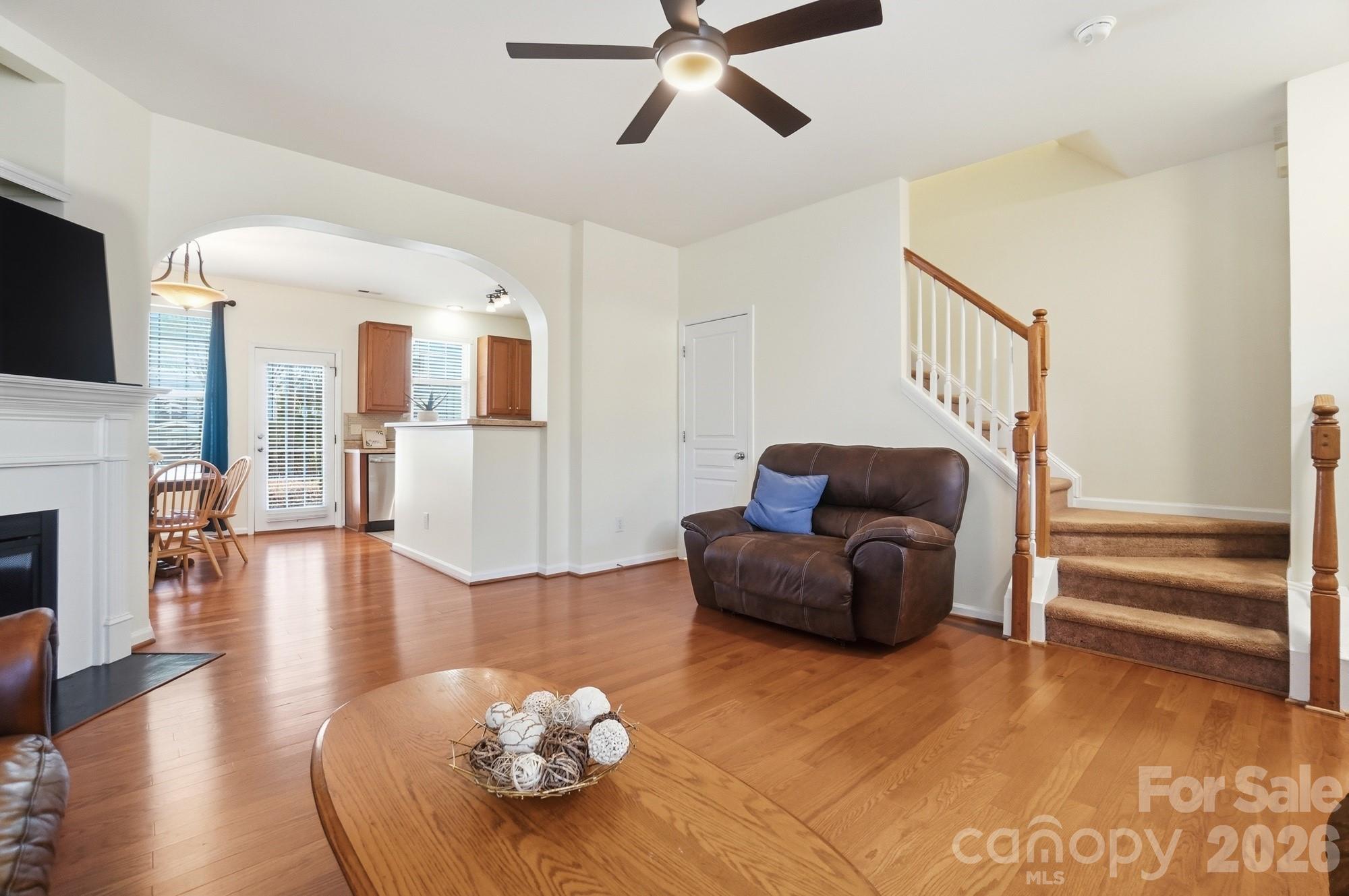 8422 Chaceview Court — Charlotte