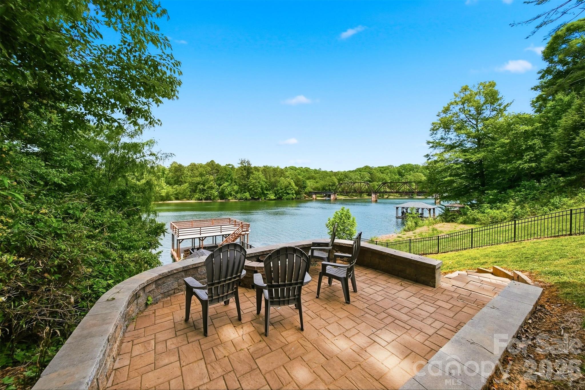 1925 Lake Acres Drive — Hickory