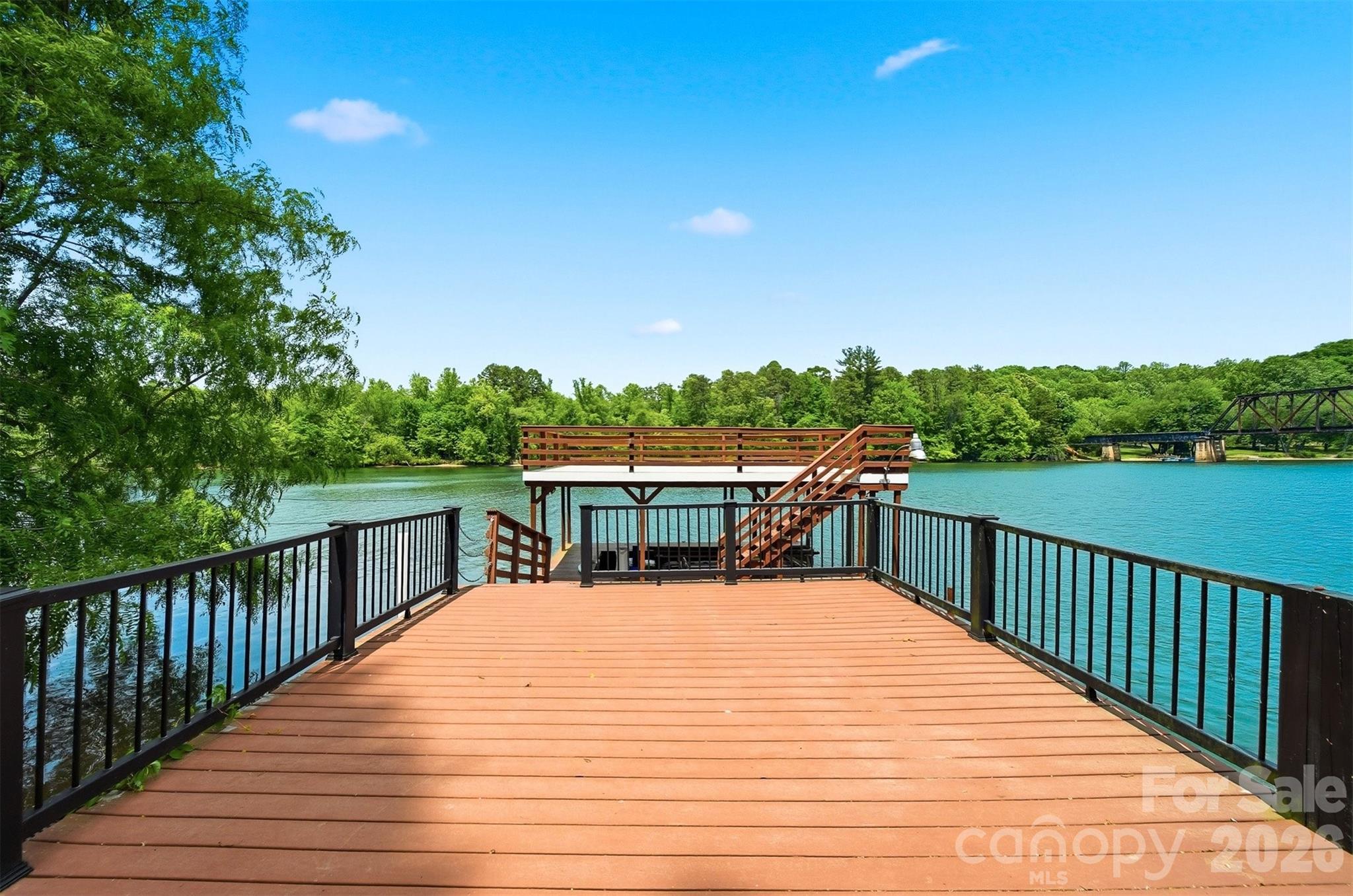 1925 Lake Acres Drive — Hickory