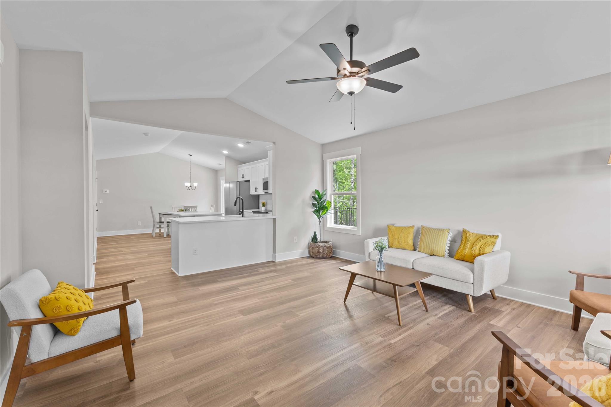 4581 Riverside Road — Lancaster