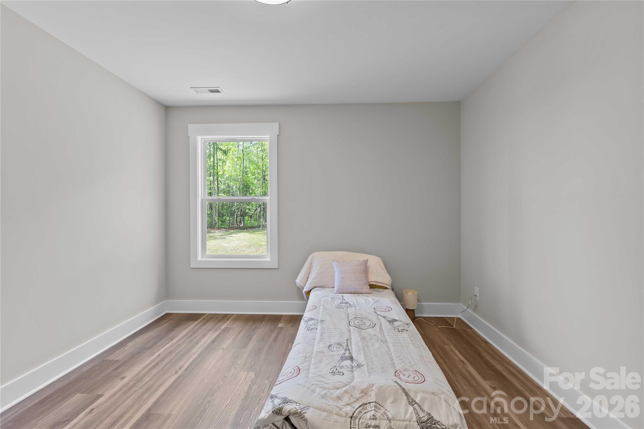 4581 Riverside Road — Lancaster