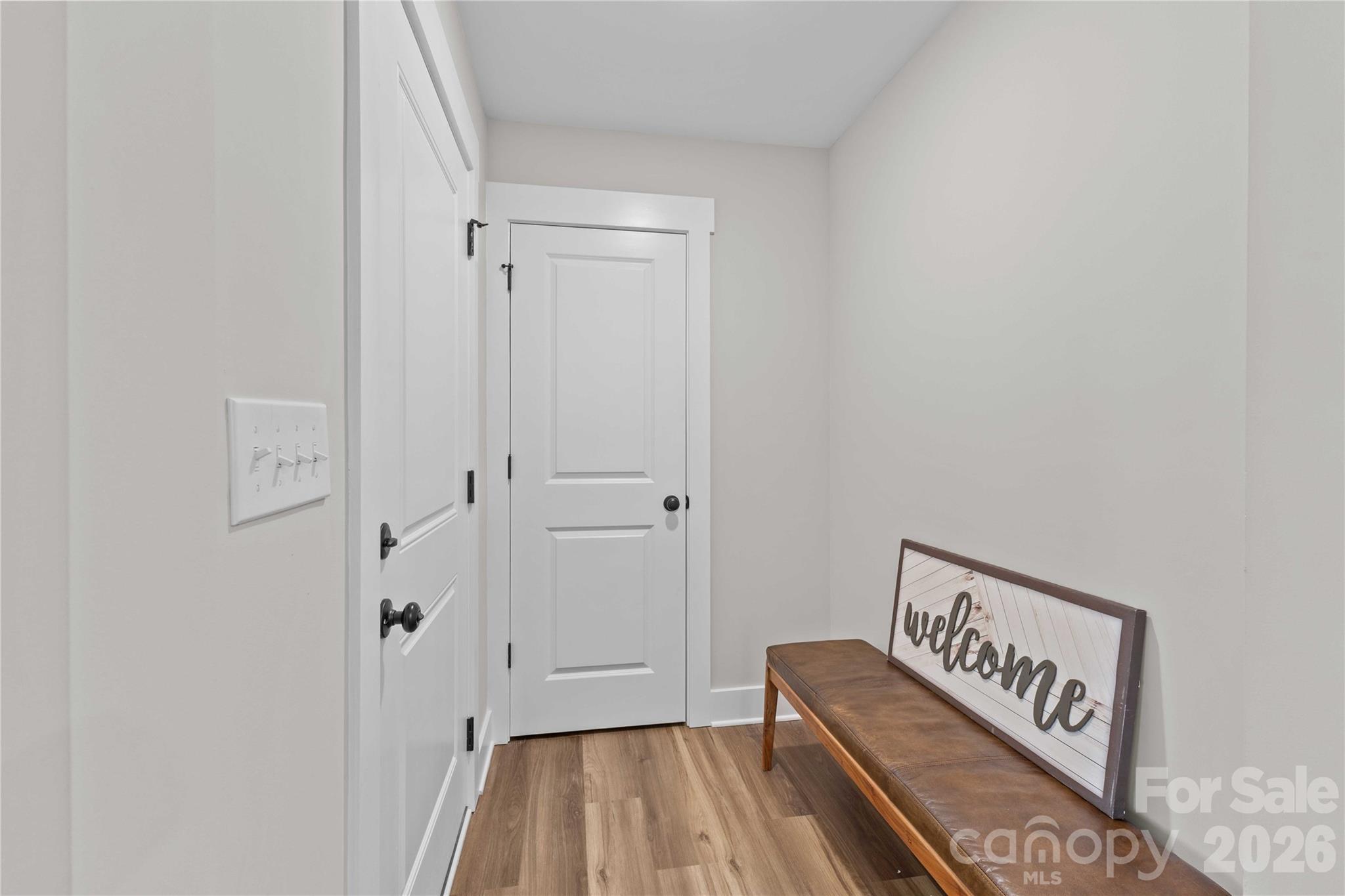 4581 Riverside Road — Lancaster