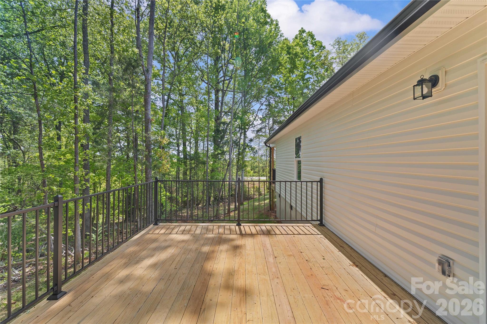 4581 Riverside Road — Lancaster