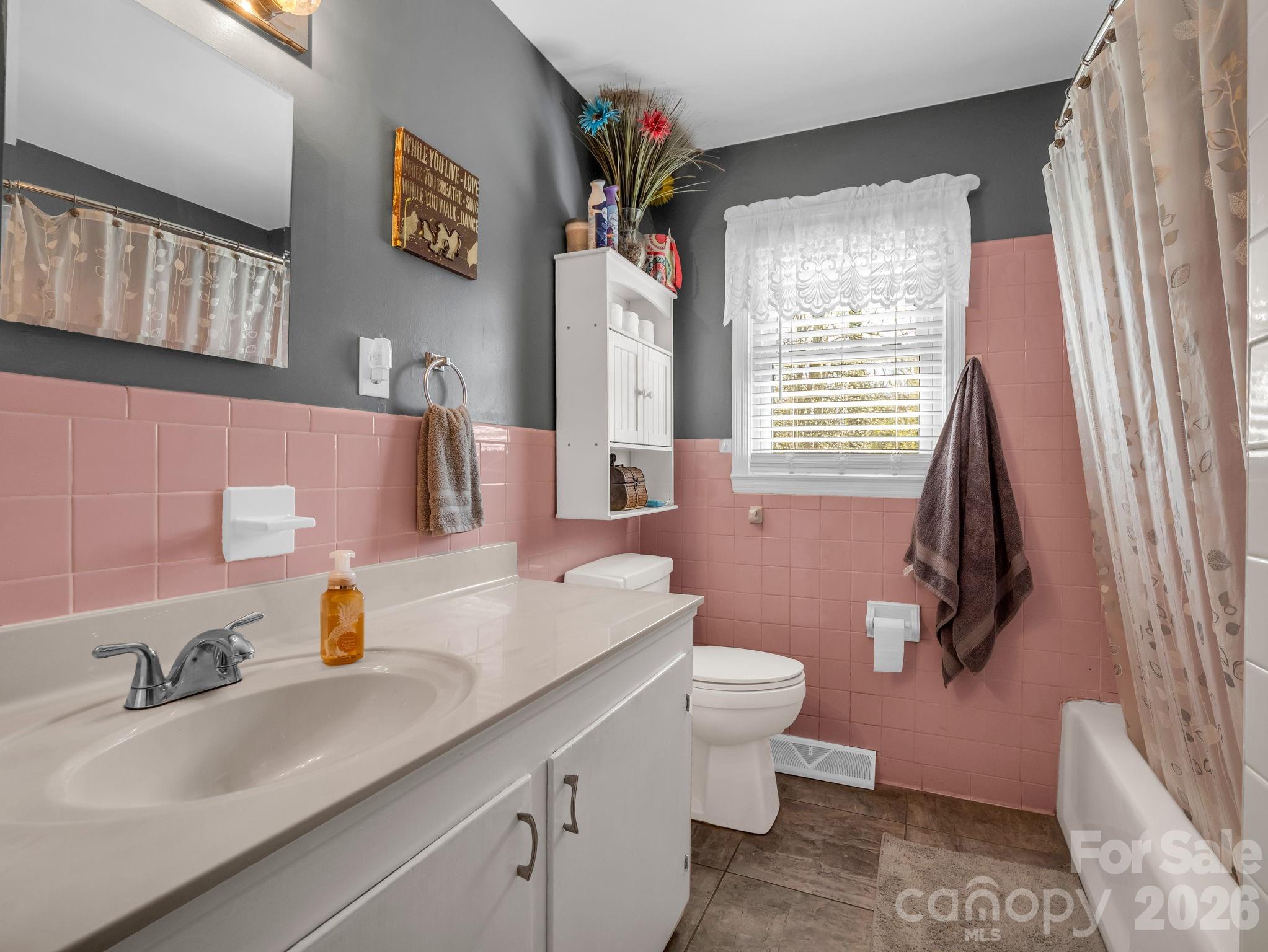 123 Dogwood Lane — Rutherfordton