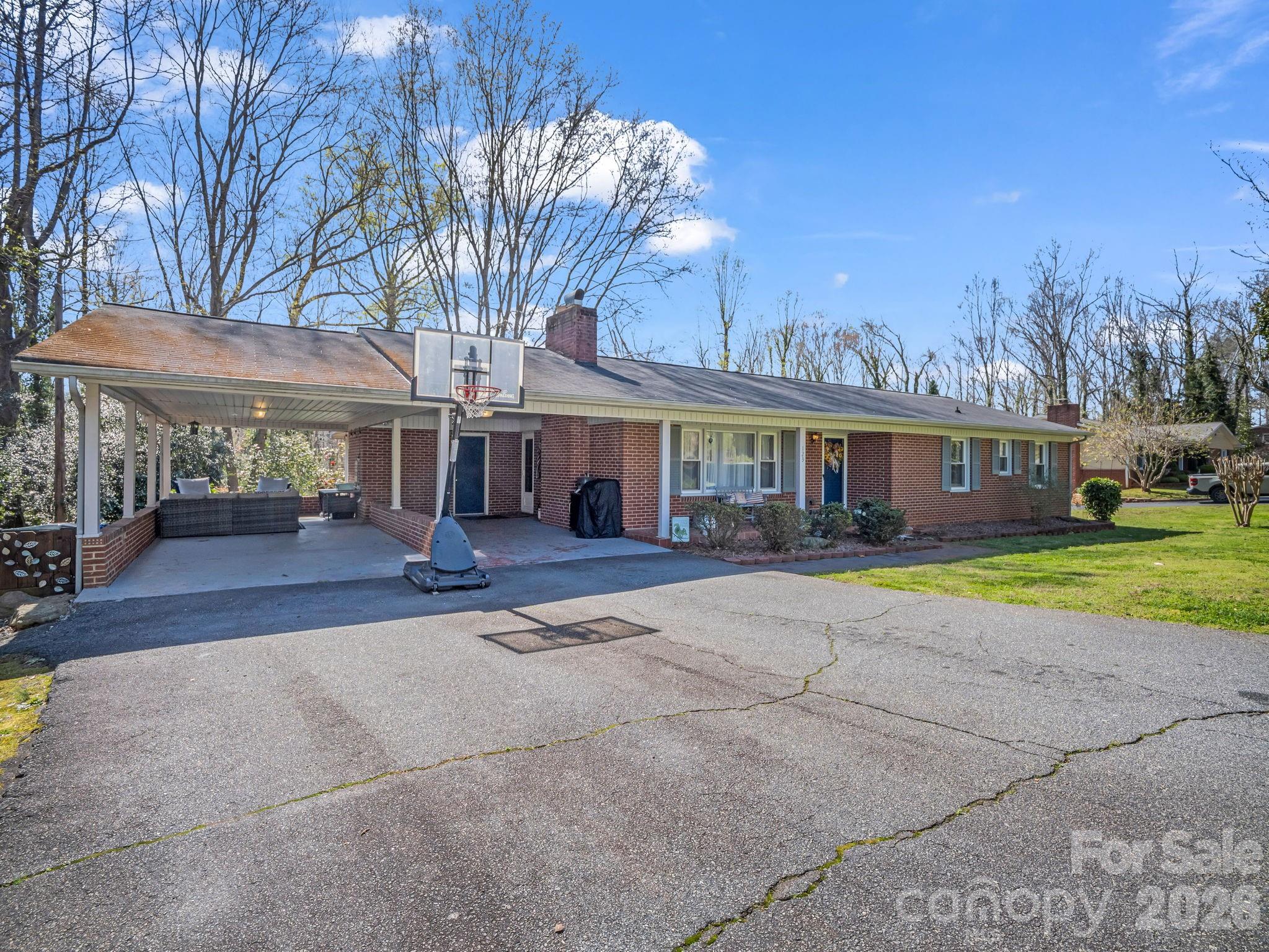 123 Dogwood Lane — Rutherfordton