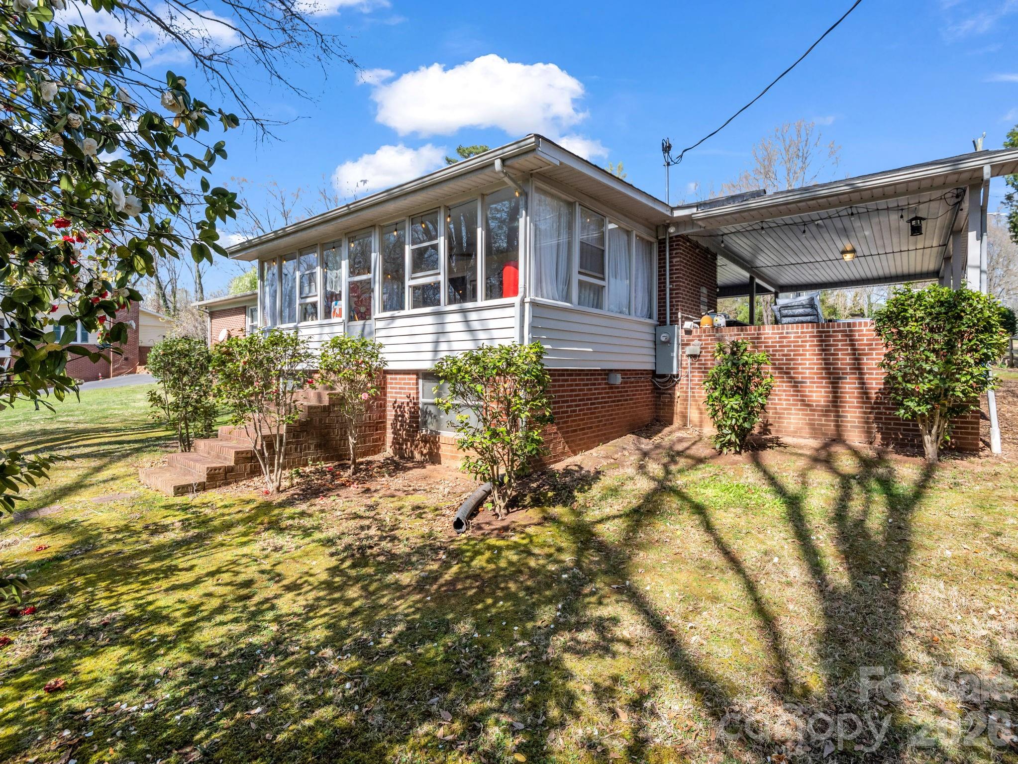 123 Dogwood Lane — Rutherfordton