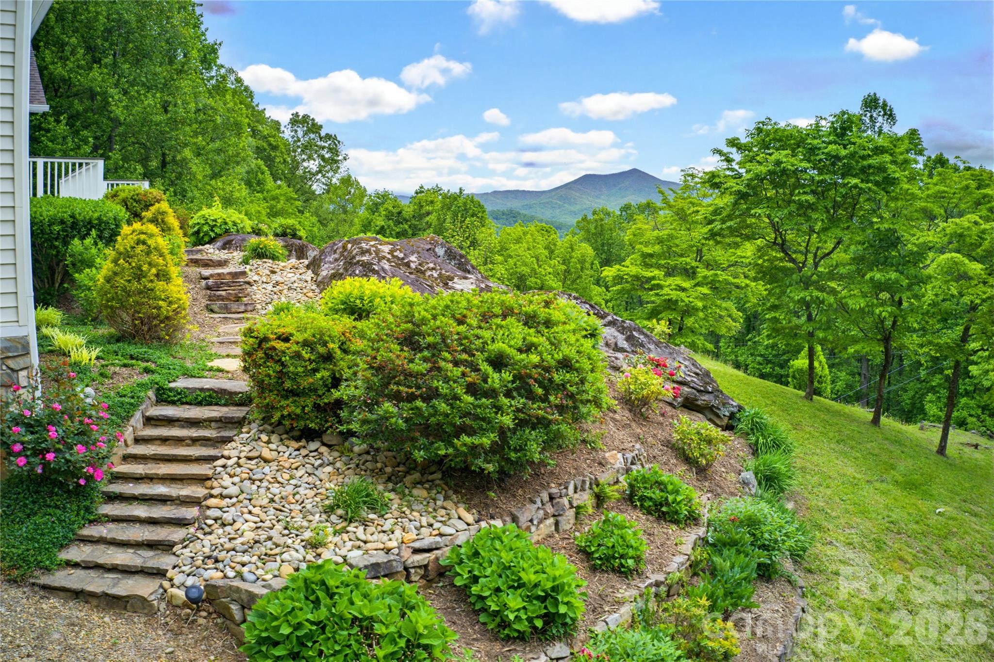770 Discovery Place — Sylva