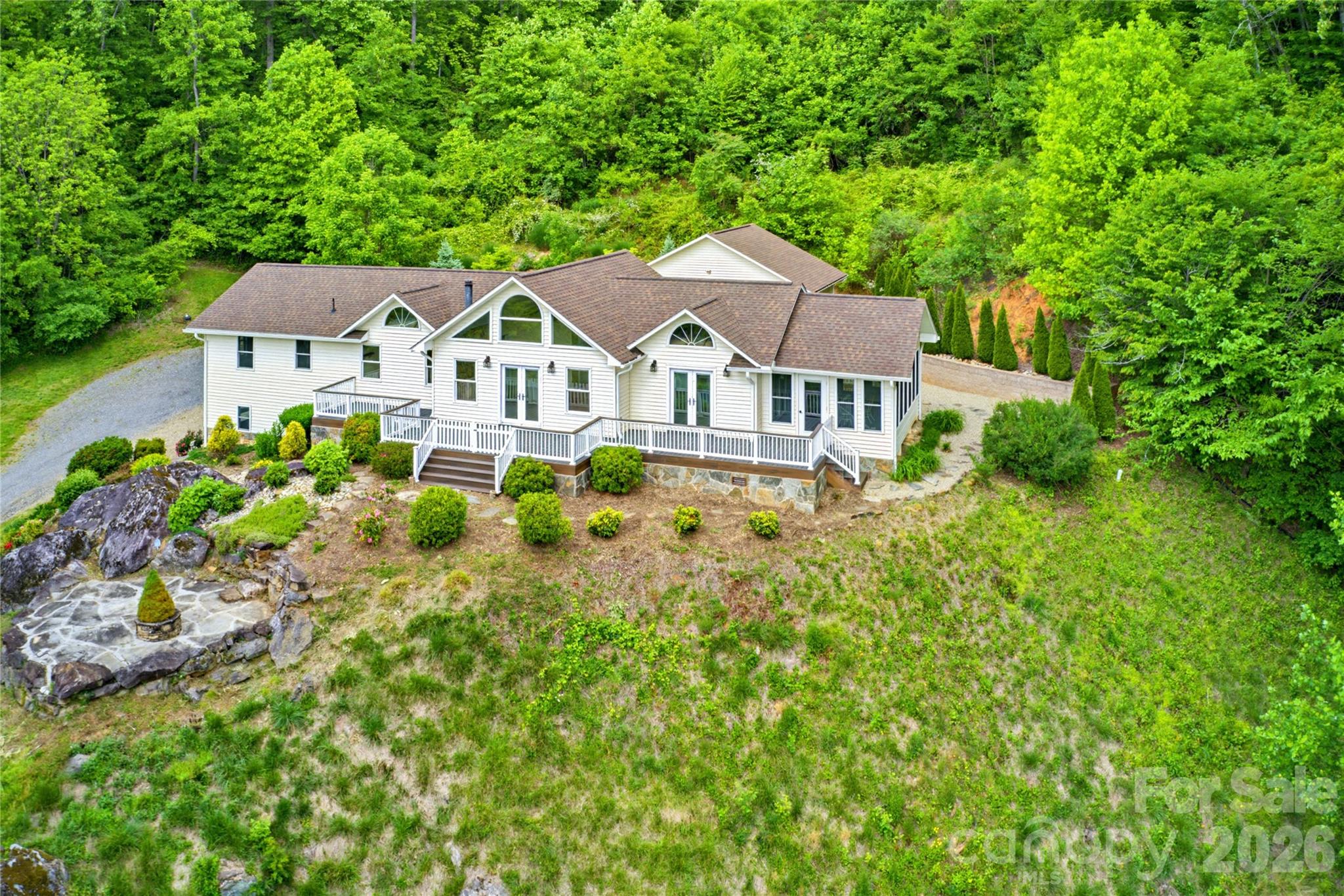 770 Discovery Place — Sylva