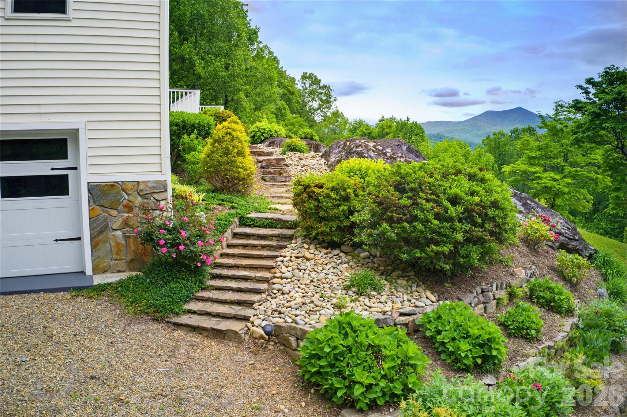770 Discovery Place — Sylva