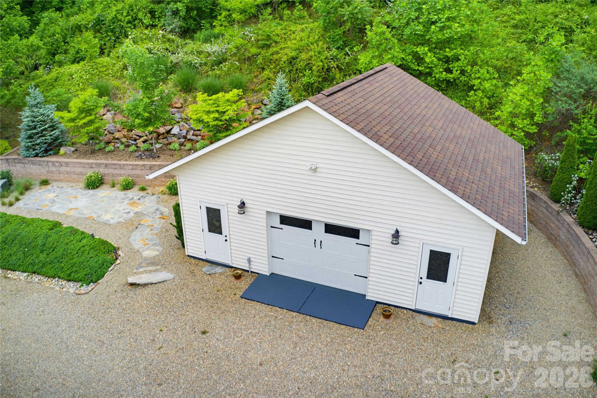 770 Discovery Place — Sylva