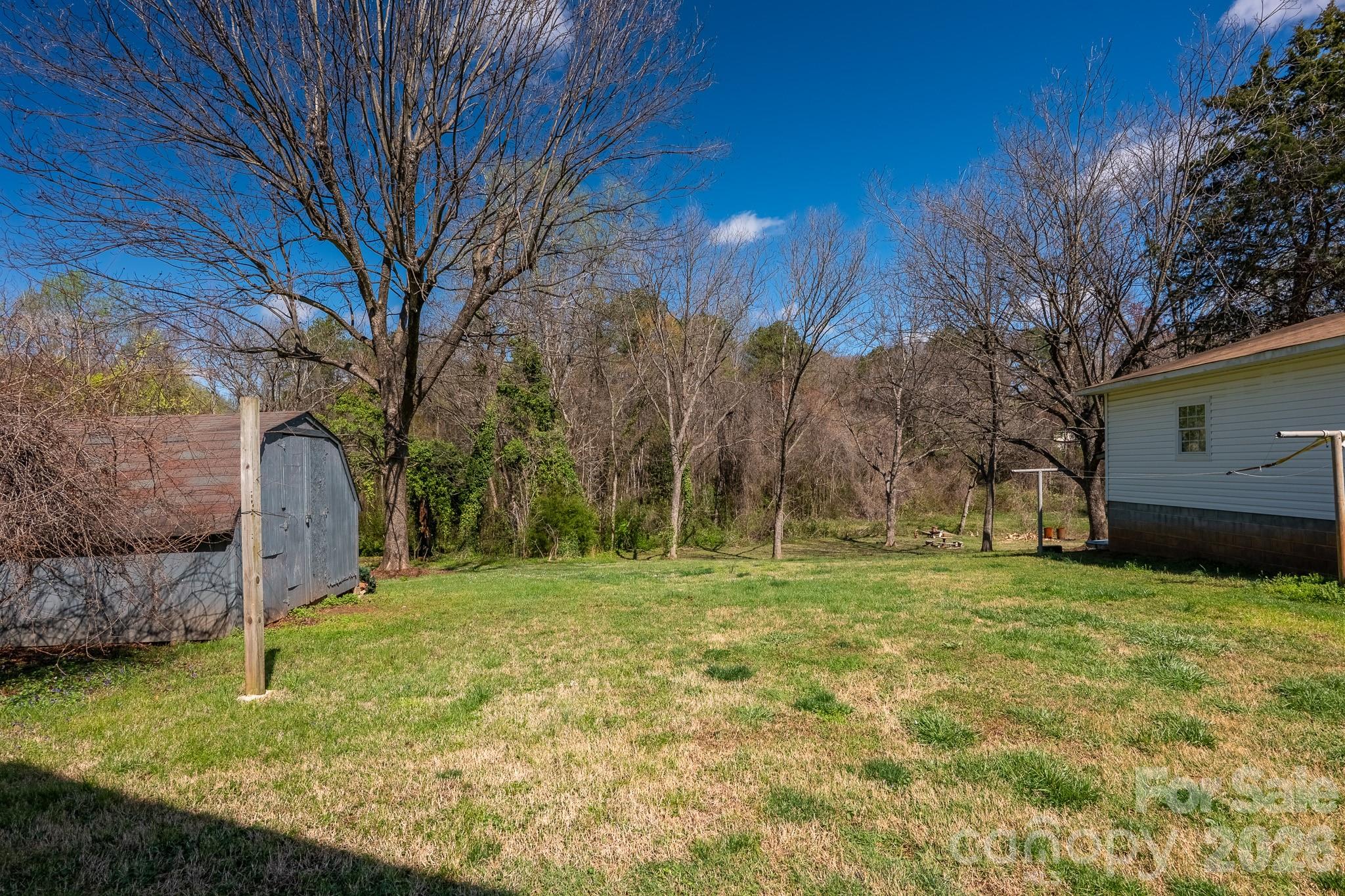 218 W 28th Street — Newton