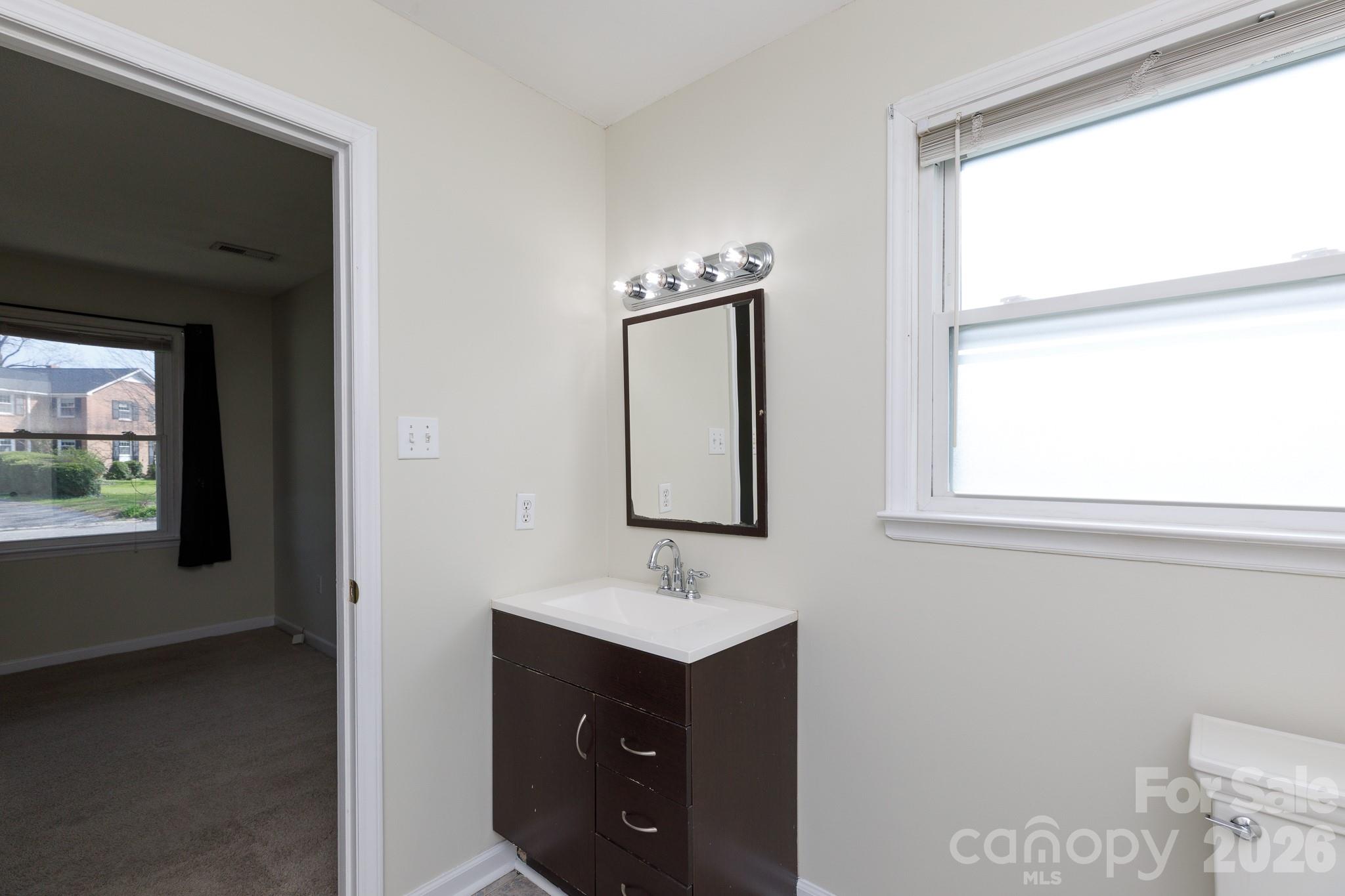 101 Woodland Drive — Clover
