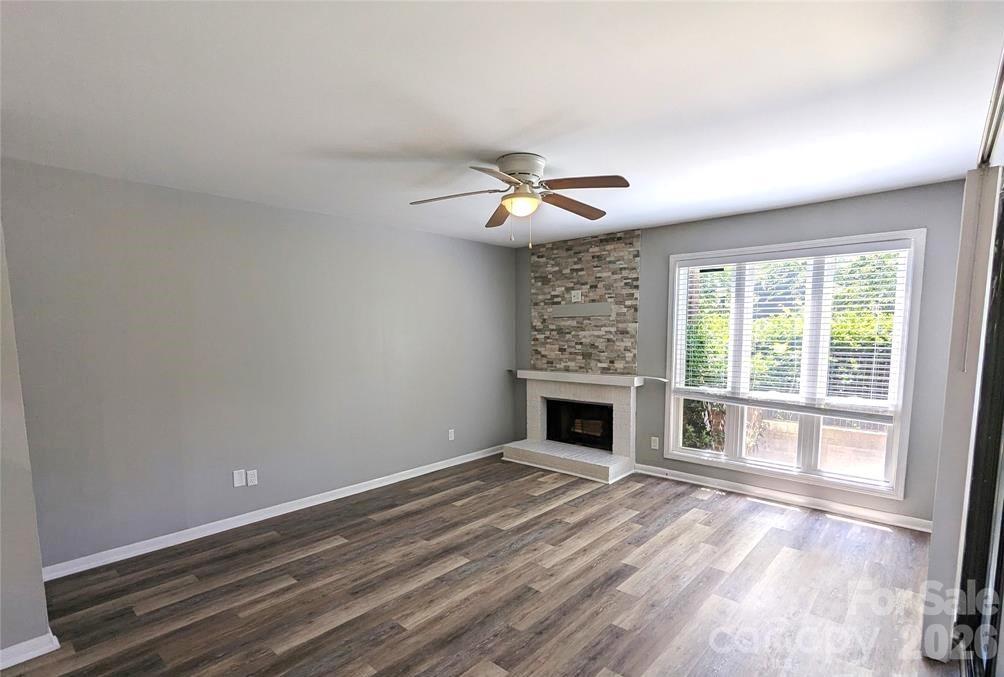8021 Cedar Glen Drive — Charlotte