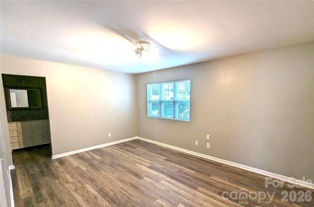8021 Cedar Glen Drive — Charlotte