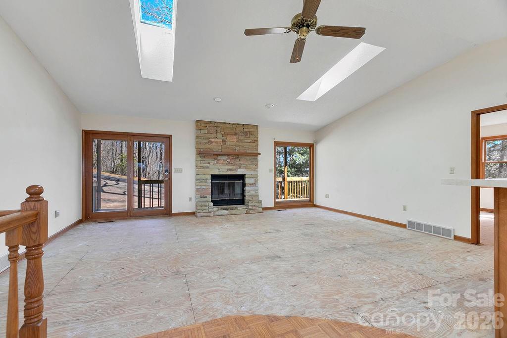 416 Kanasgowa Drive — Brevard