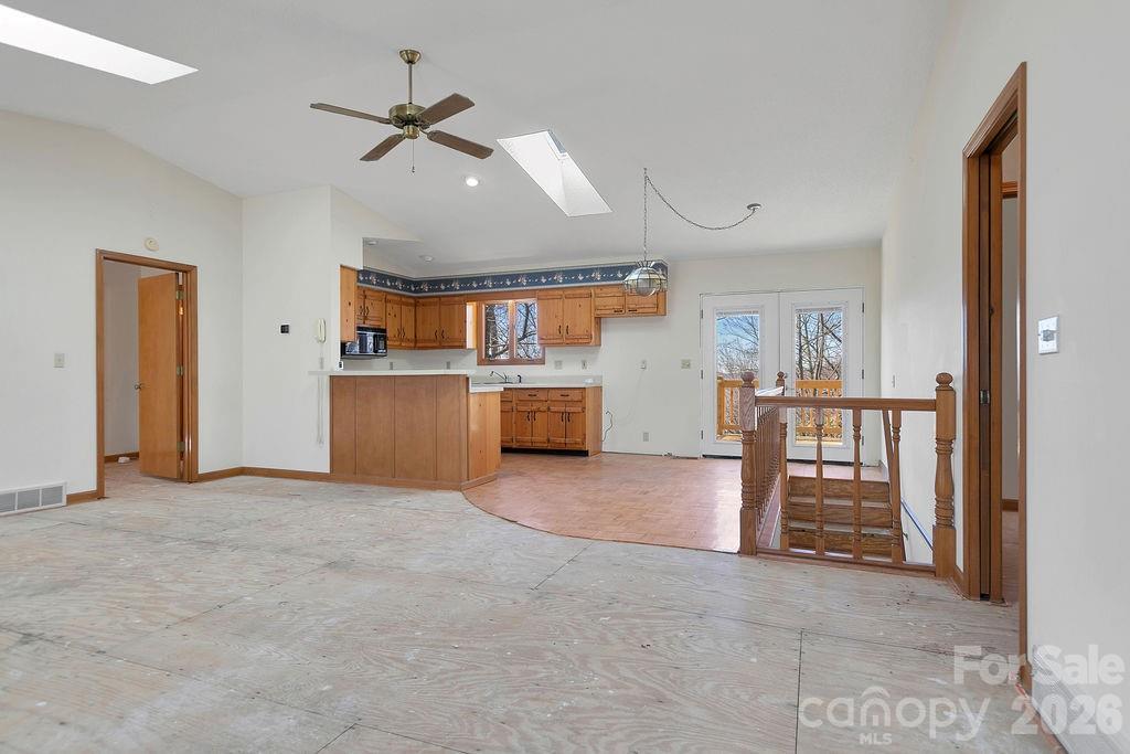 416 Kanasgowa Drive — Brevard
