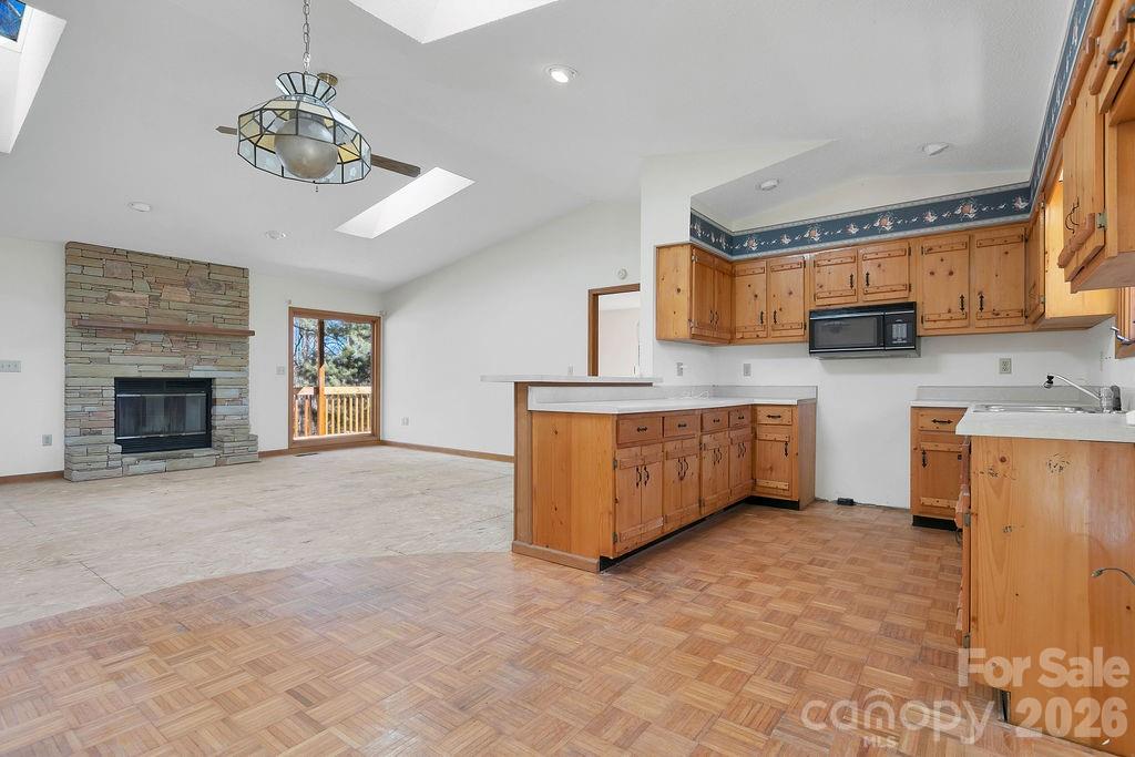 416 Kanasgowa Drive — Brevard