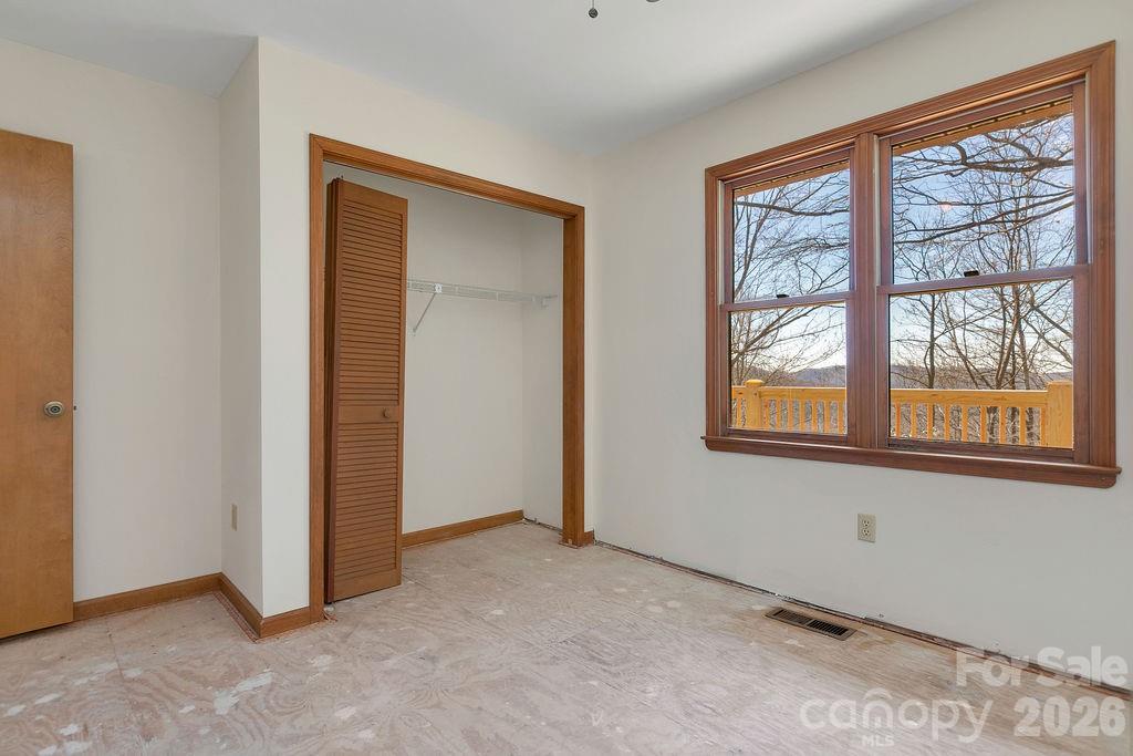 416 Kanasgowa Drive — Brevard