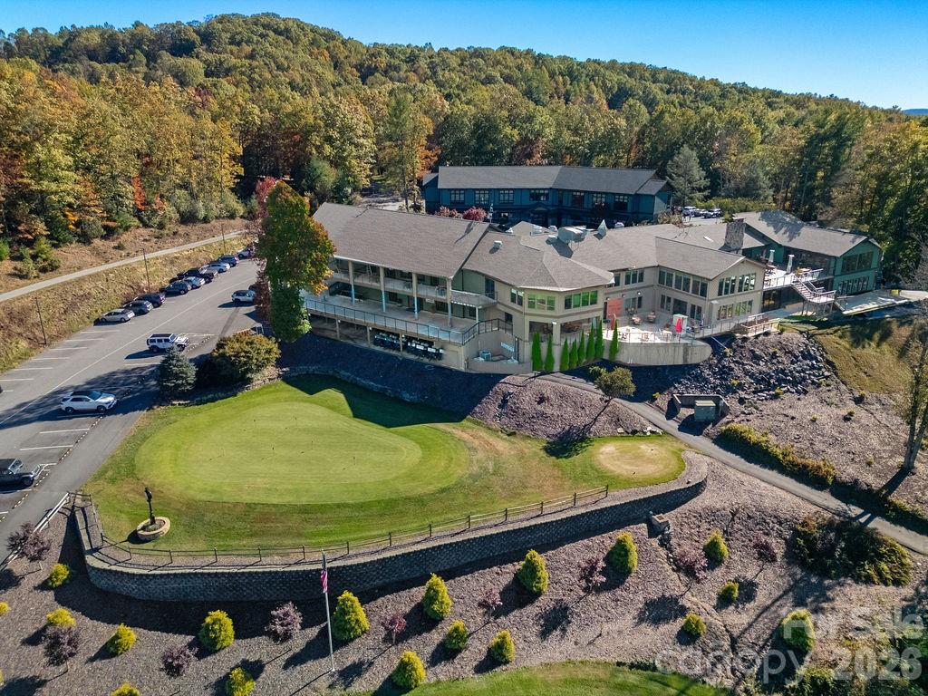 416 Kanasgowa Drive — Brevard