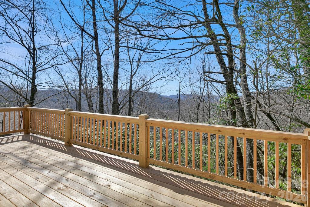416 Kanasgowa Drive — Brevard