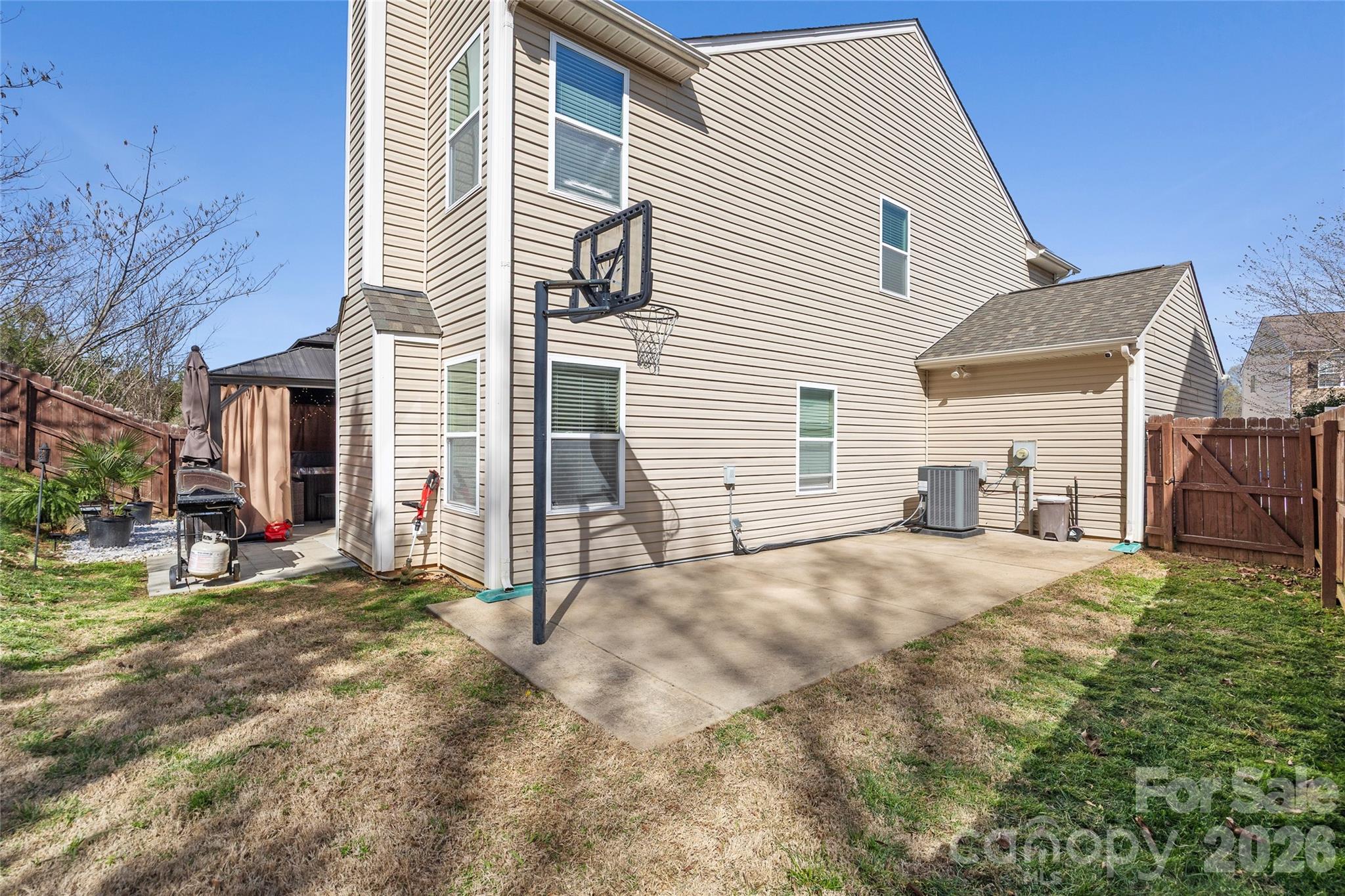 621 Rook Road — Charlotte