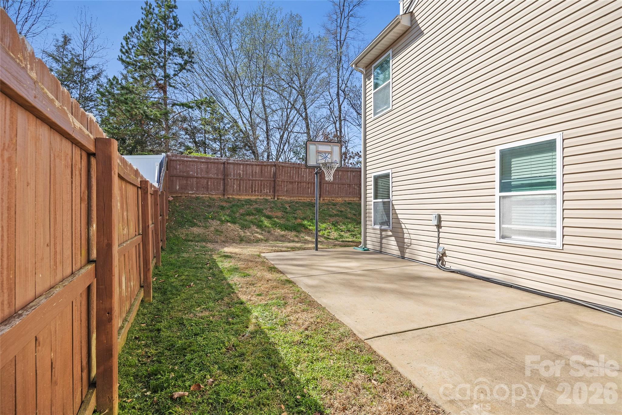 621 Rook Road — Charlotte