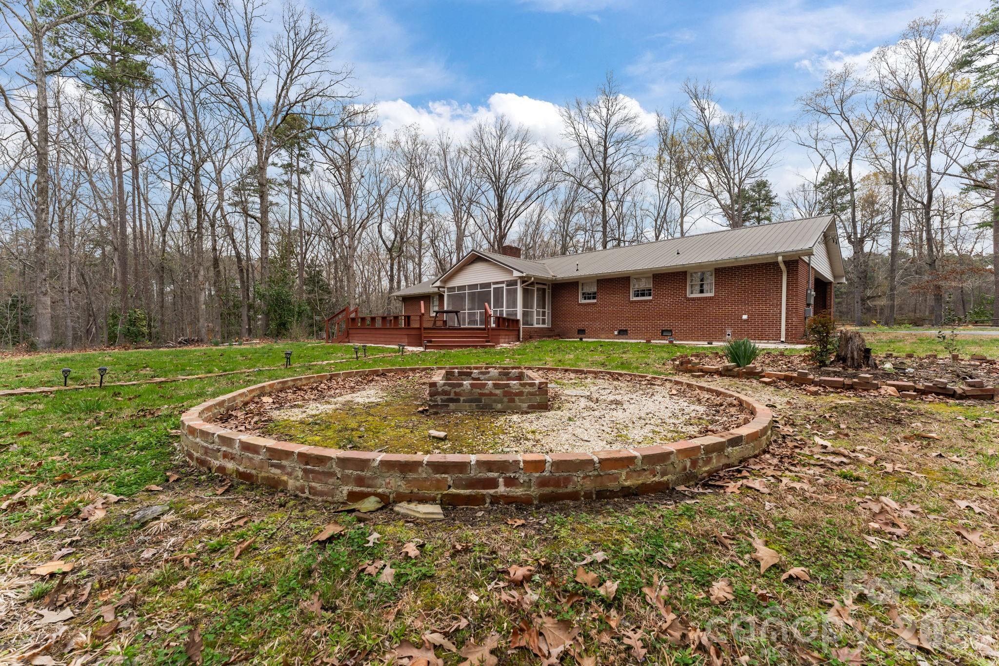 217 Lambert Road — Biscoe