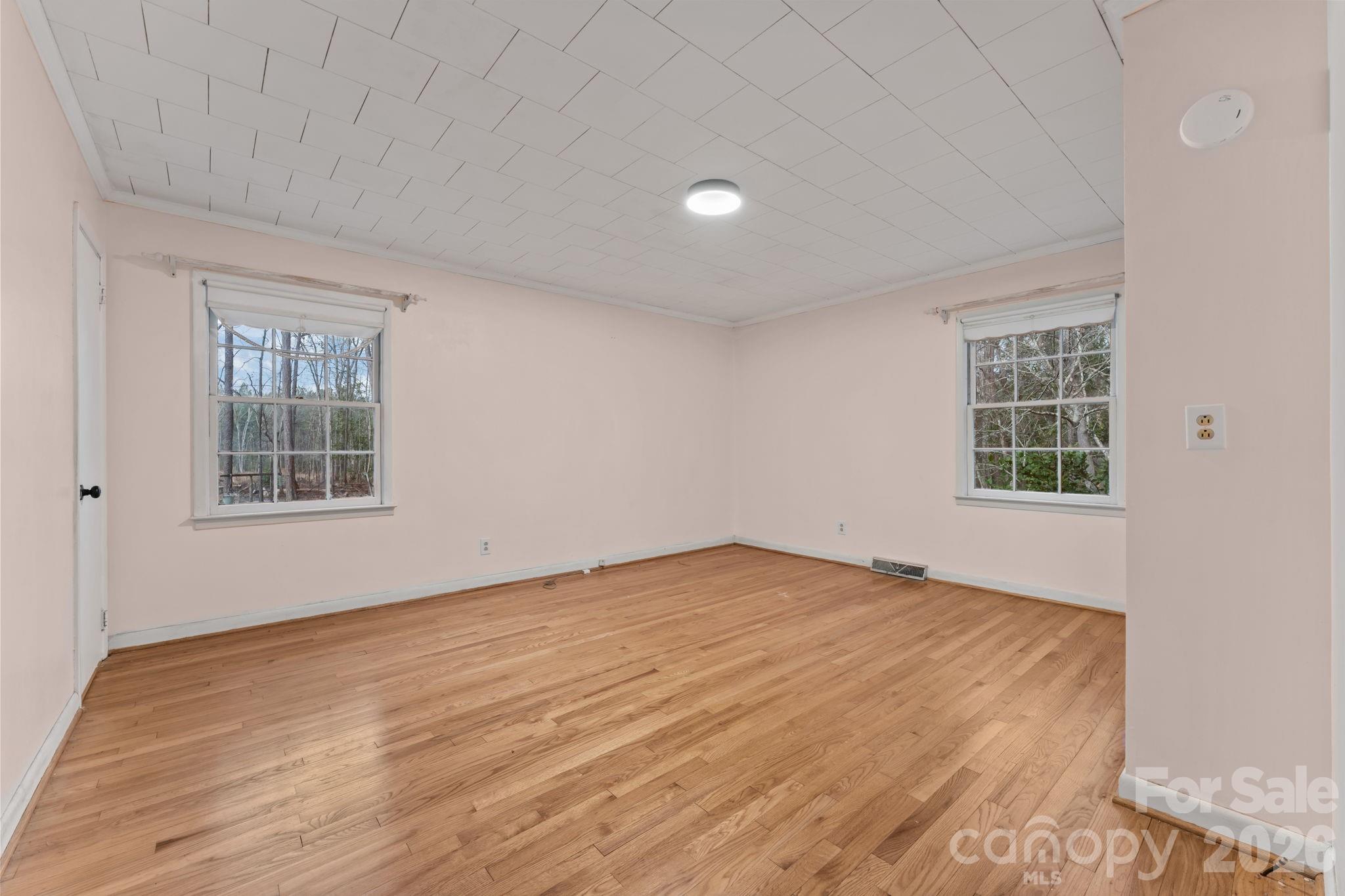 217 Lambert Road — Biscoe