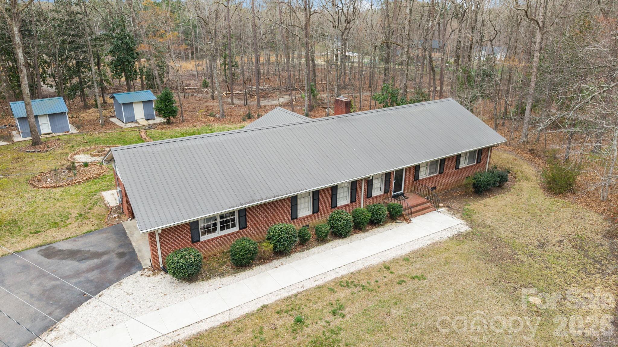 217 Lambert Road — Biscoe