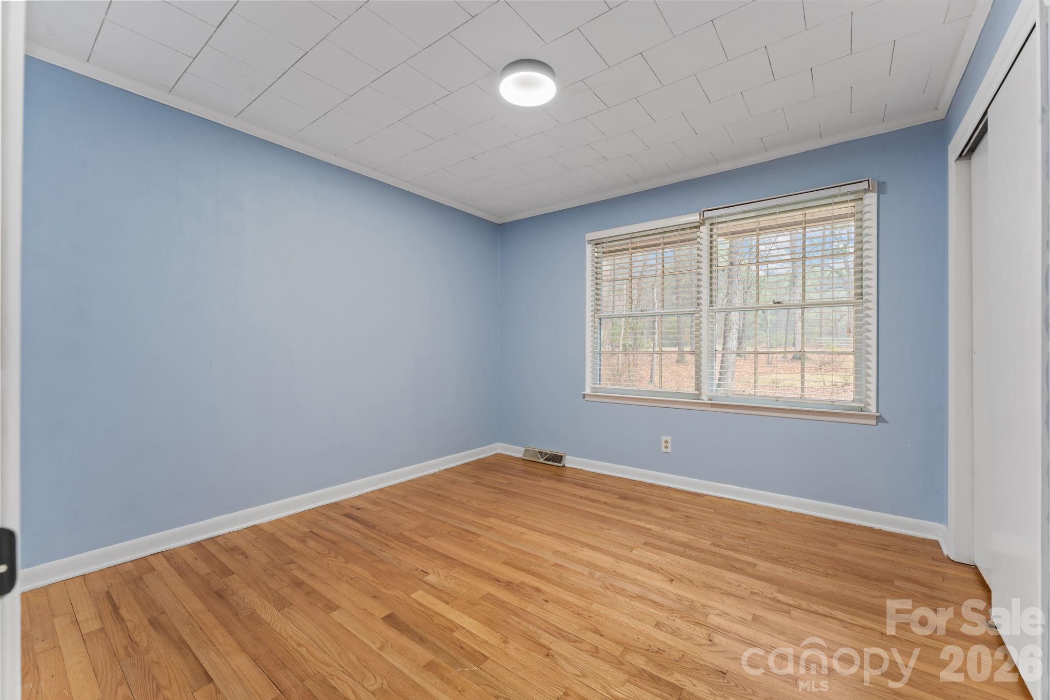 217 Lambert Road — Biscoe