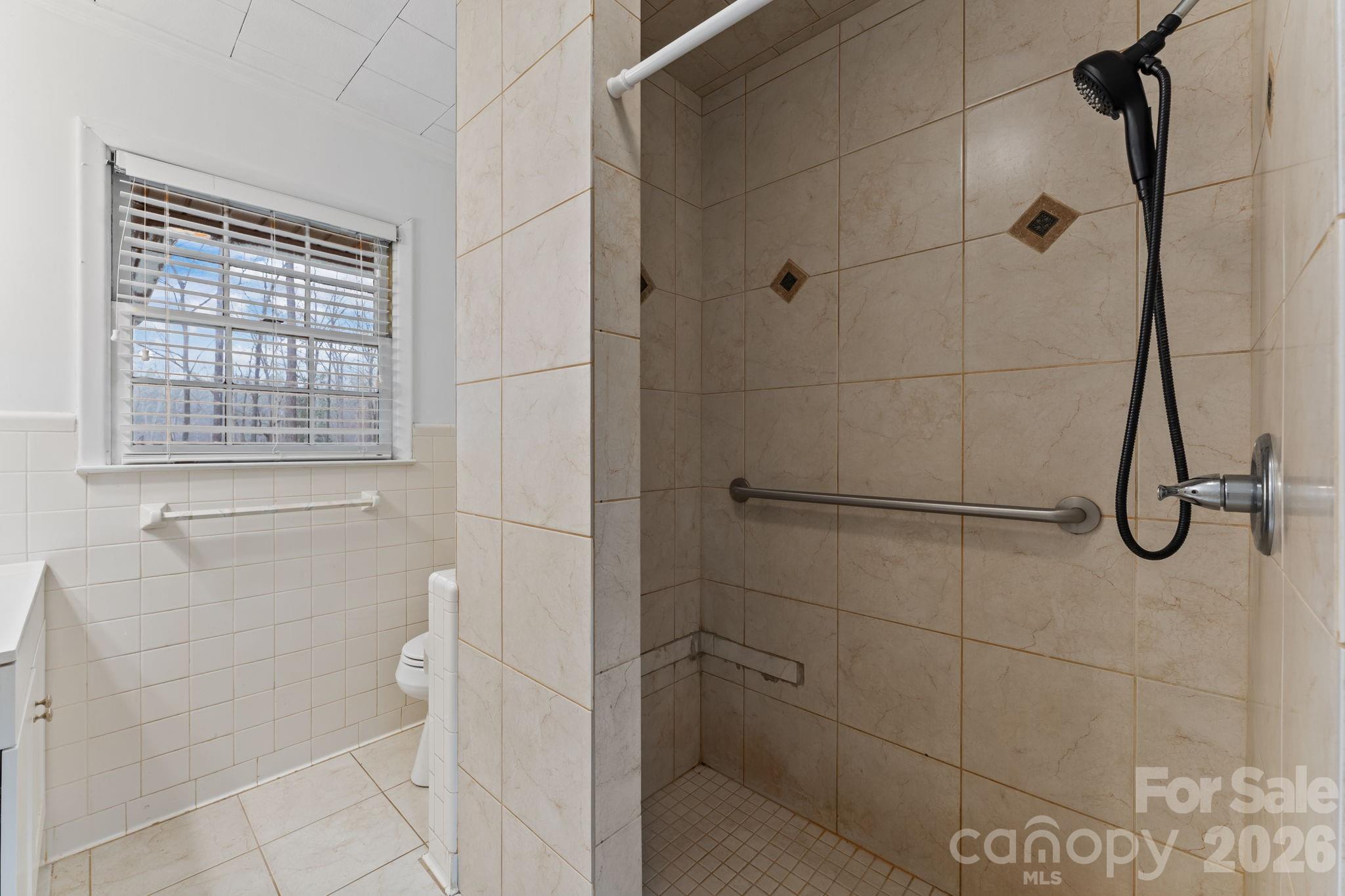 217 Lambert Road — Biscoe