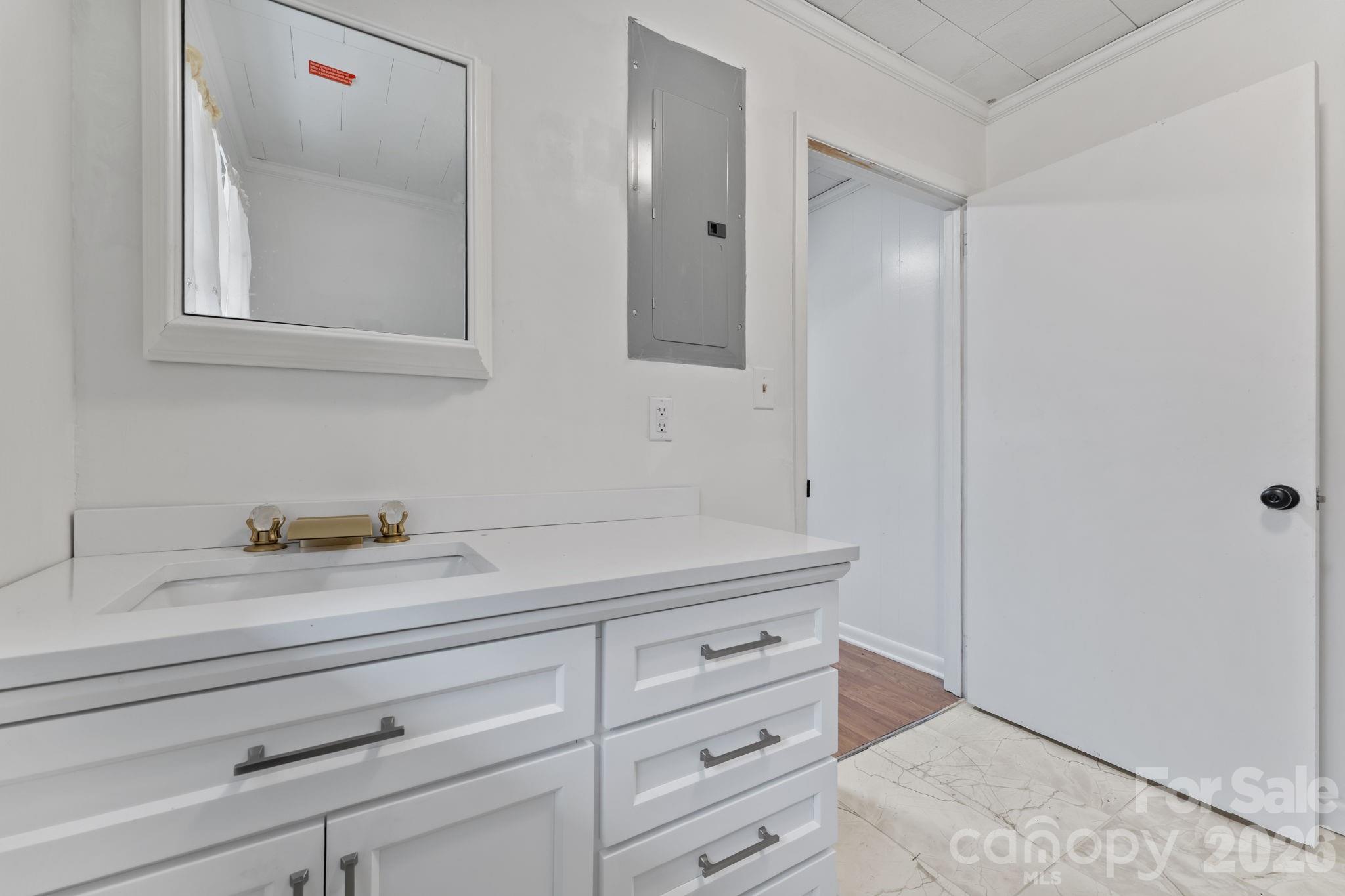 217 Lambert Road — Biscoe