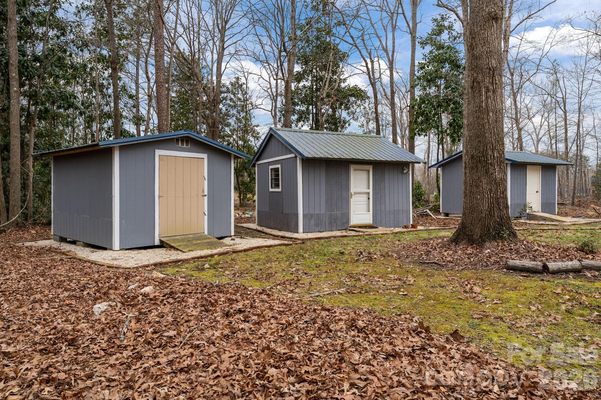 217 Lambert Road — Biscoe