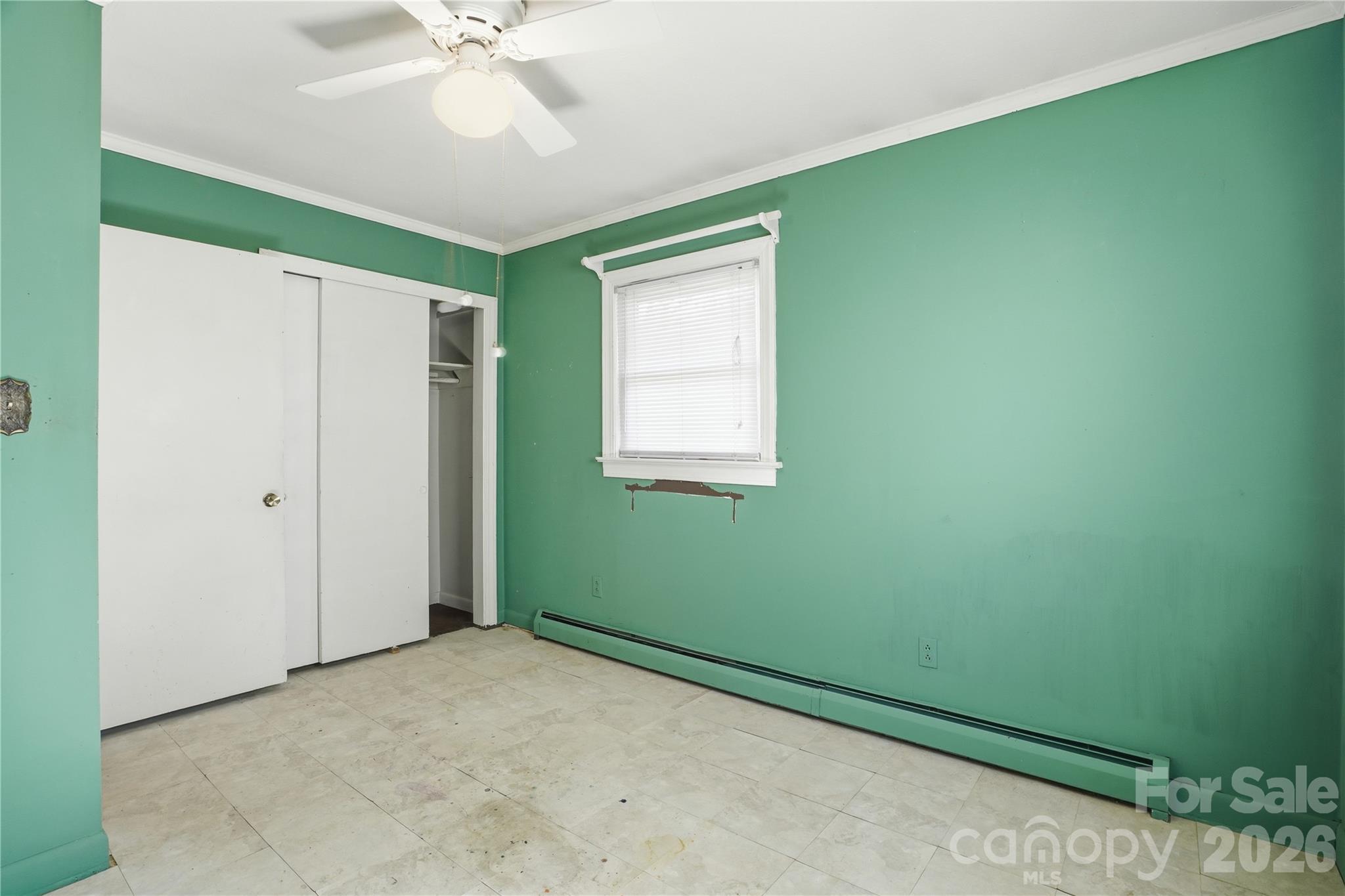 401 E End Avenue — Statesville