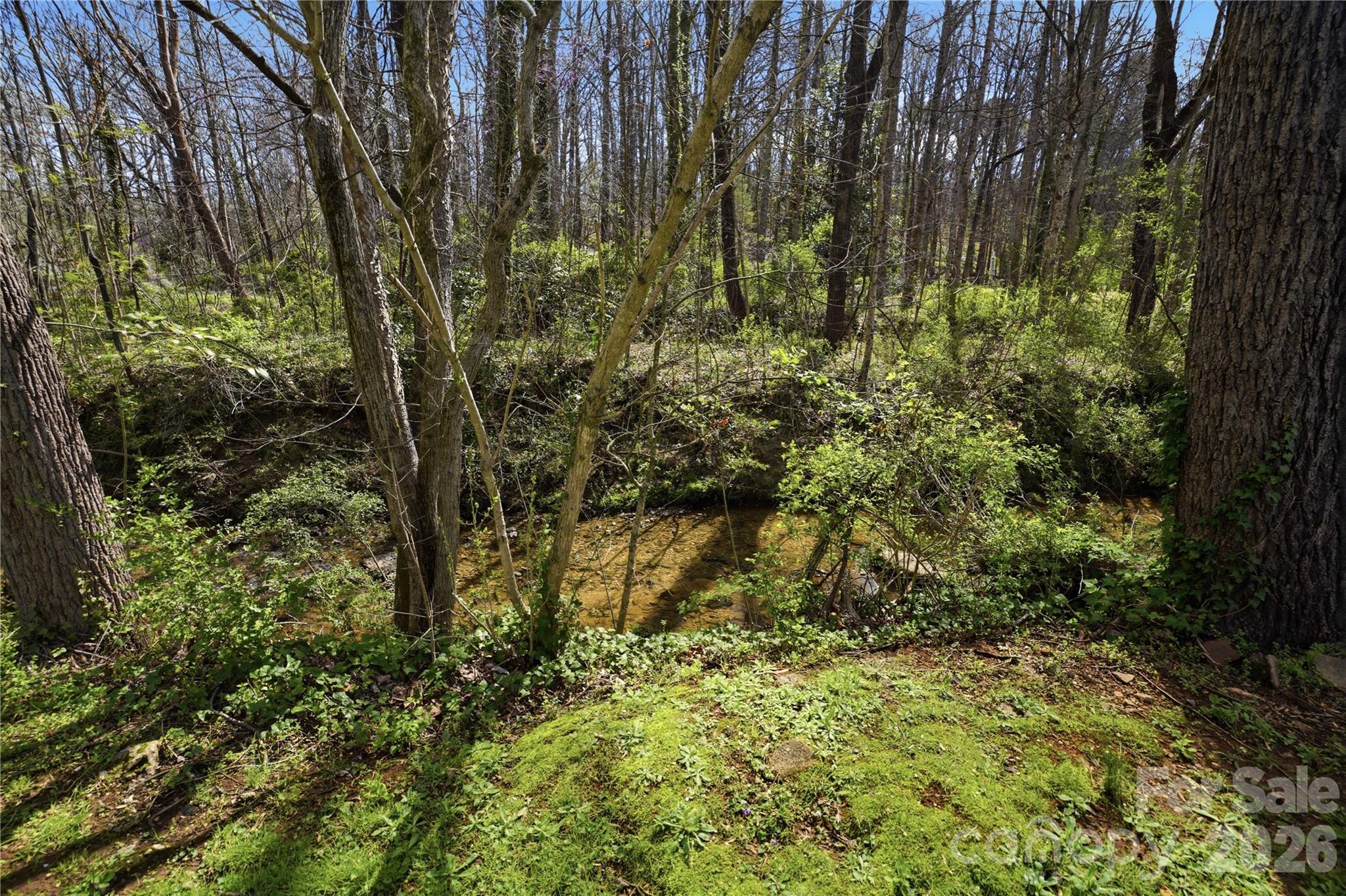 401 E End Avenue — Statesville