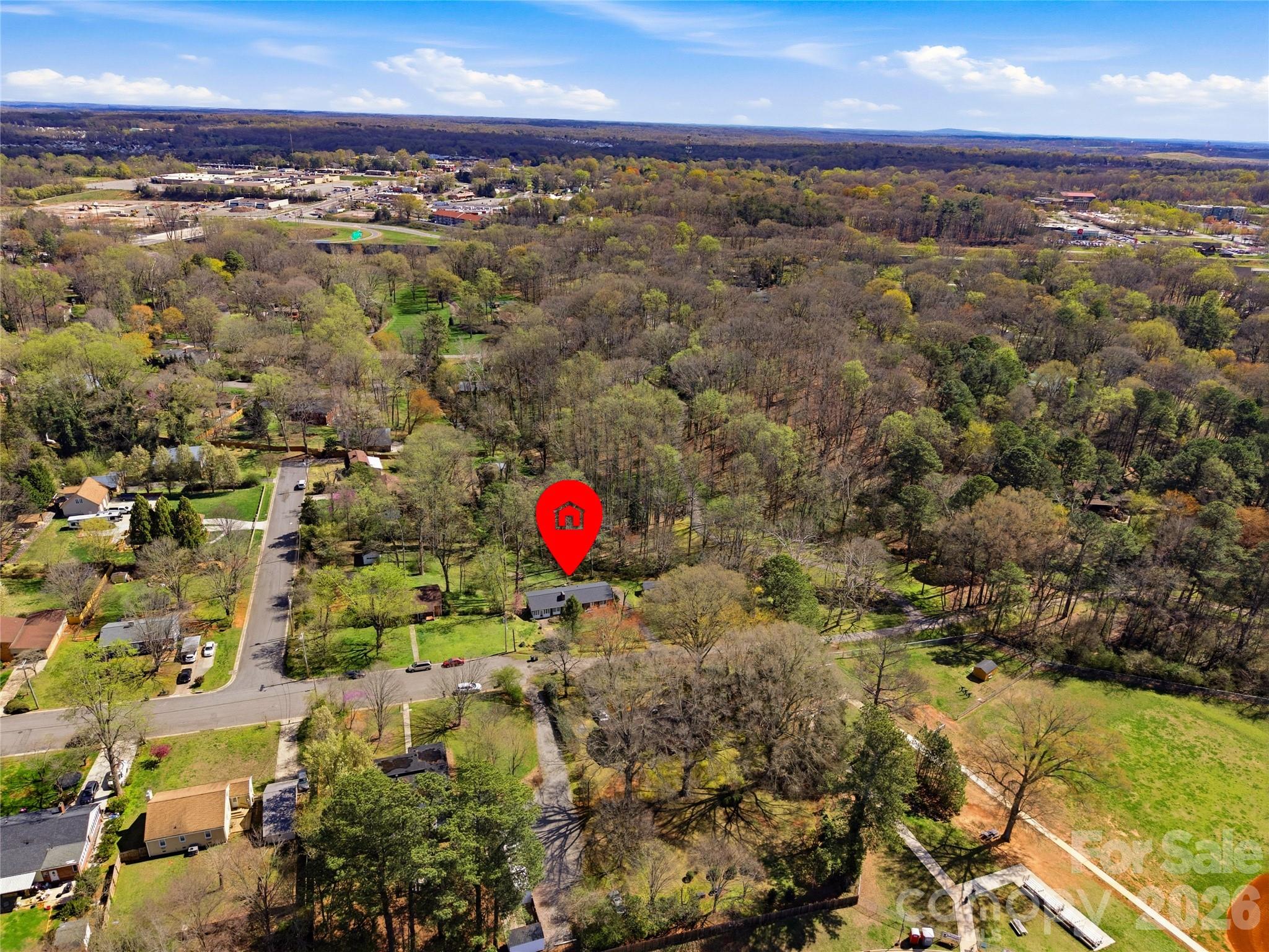 401 E End Avenue — Statesville
