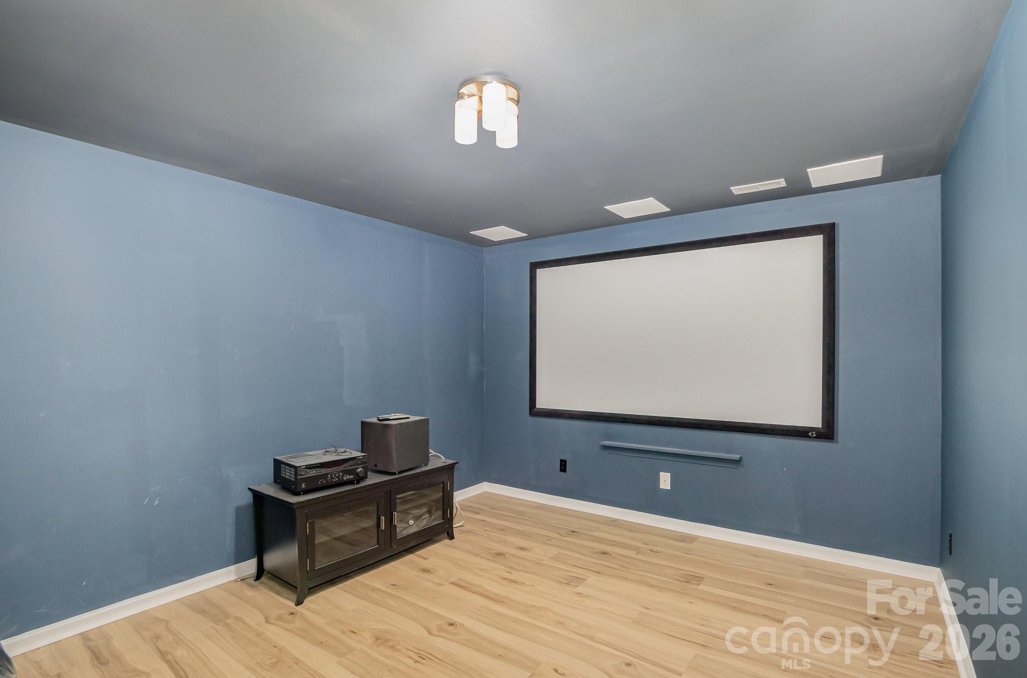 121 Inlet Point Drive — Tega Cay