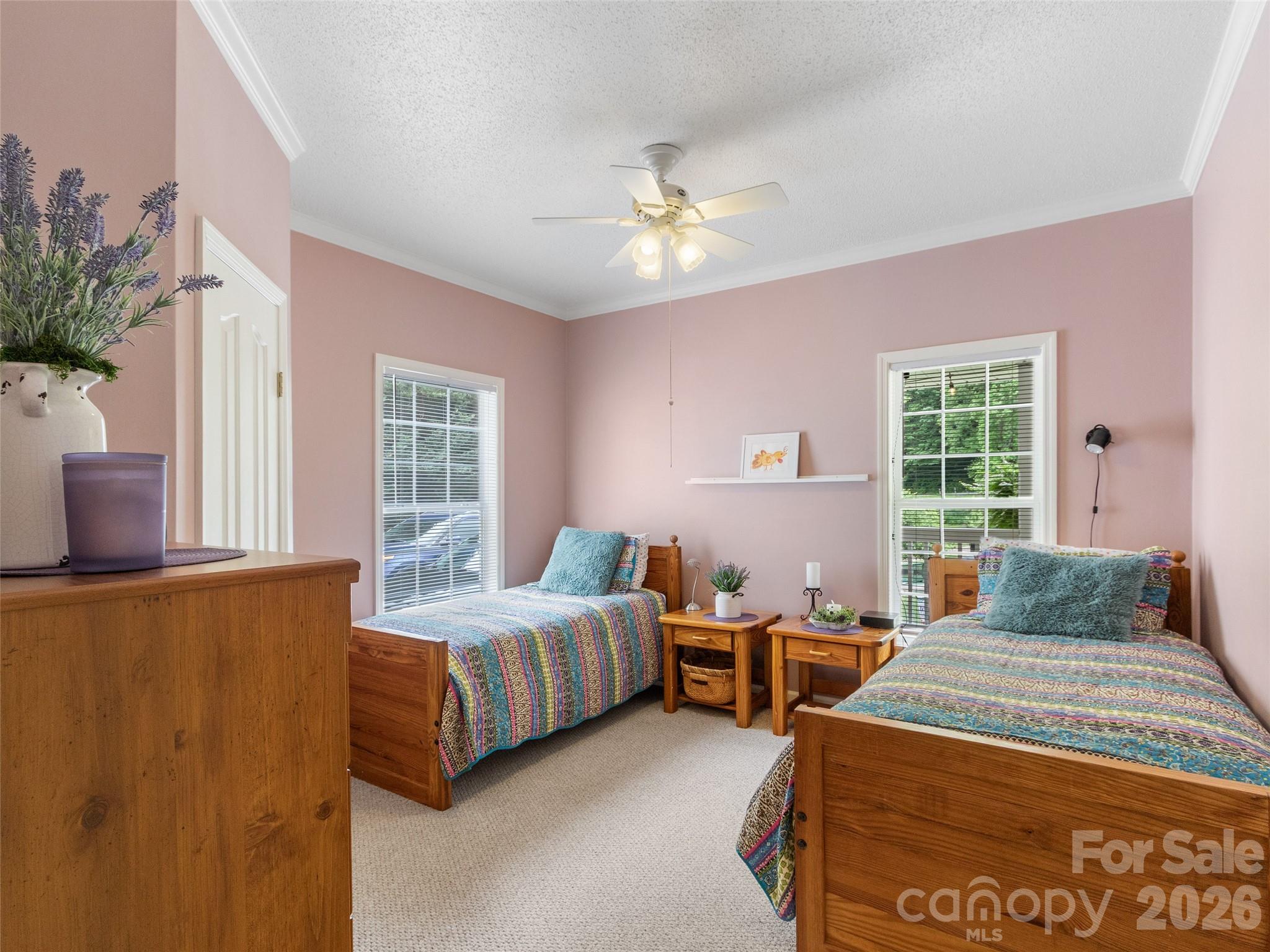 33 Copper Penny Lane — Burnsville