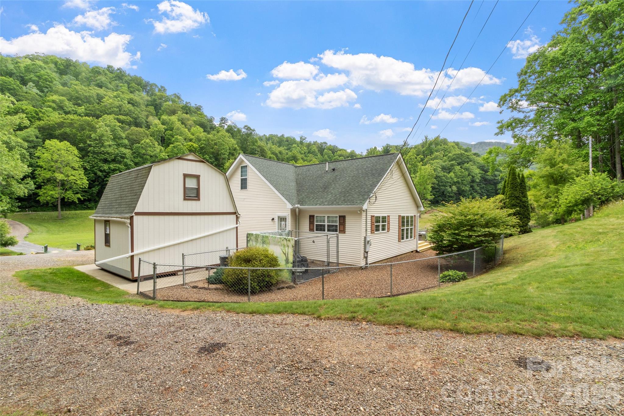 33 Copper Penny Lane — Burnsville