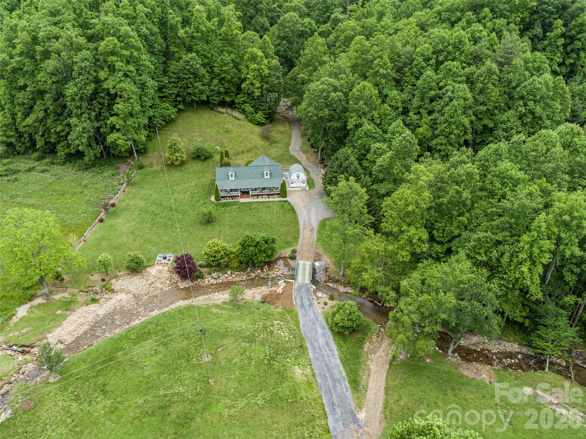 33 Copper Penny Lane — Burnsville