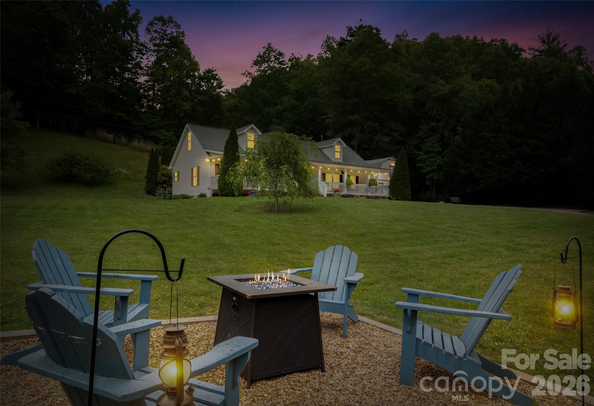 33 Copper Penny Lane — Burnsville