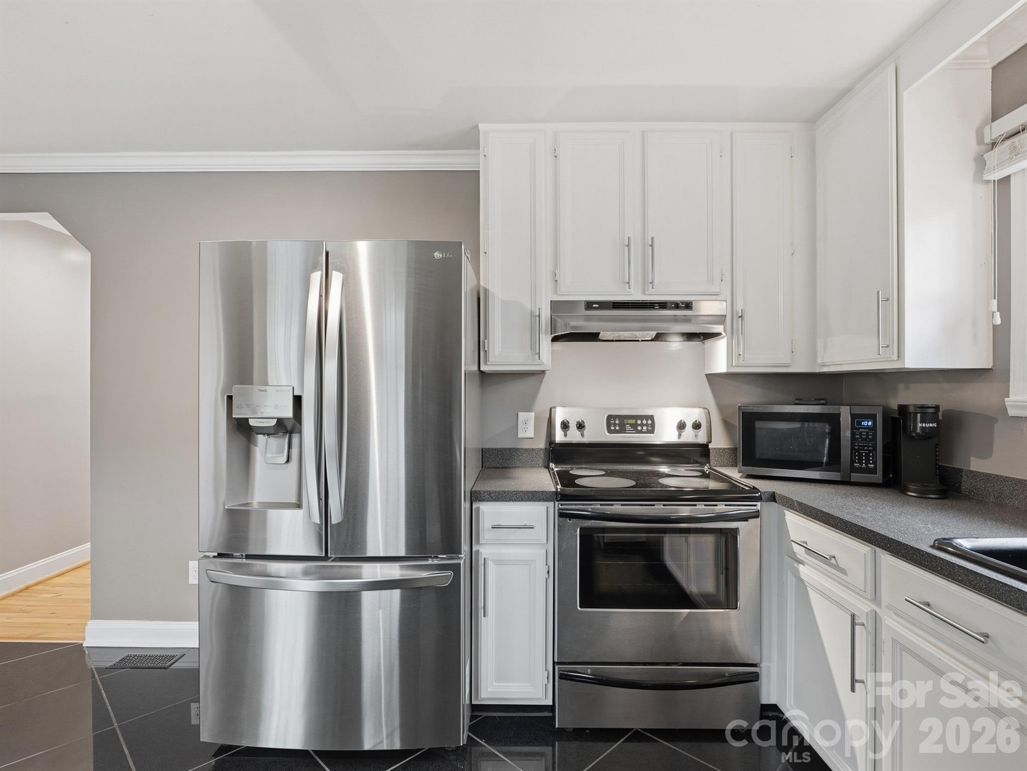 2101 Jackson Street — Belmont