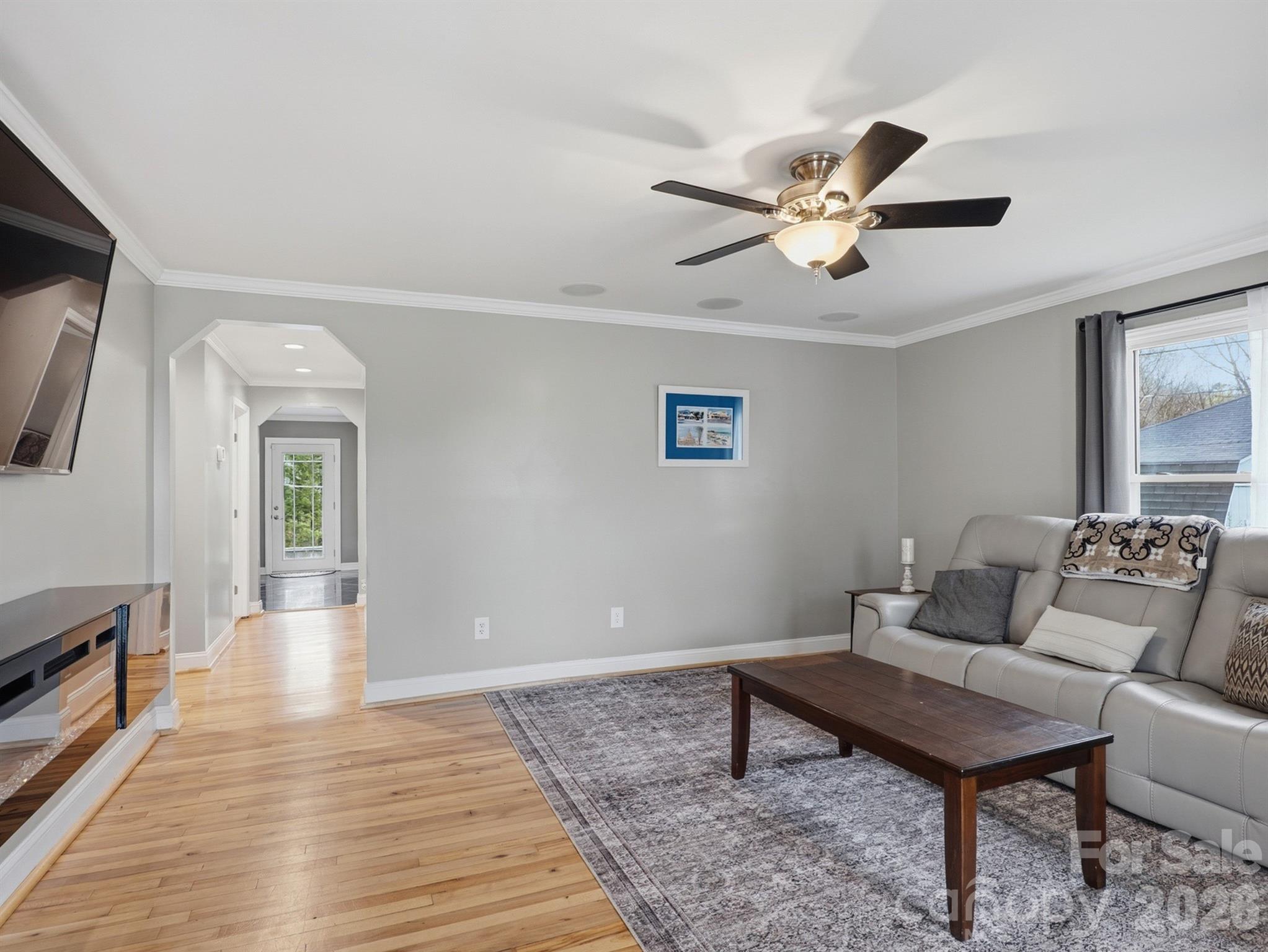 2101 Jackson Street — Belmont