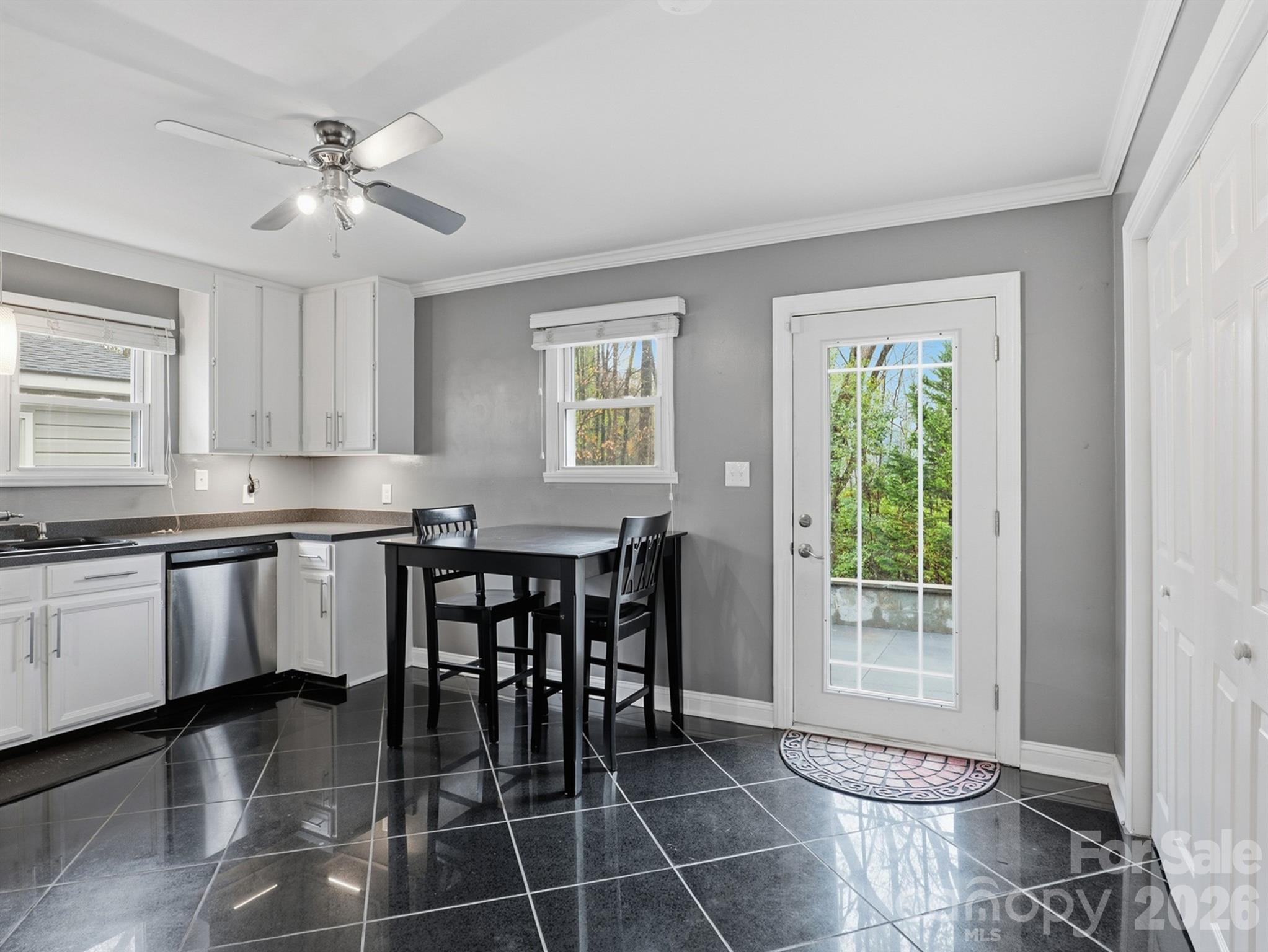 2101 Jackson Street — Belmont